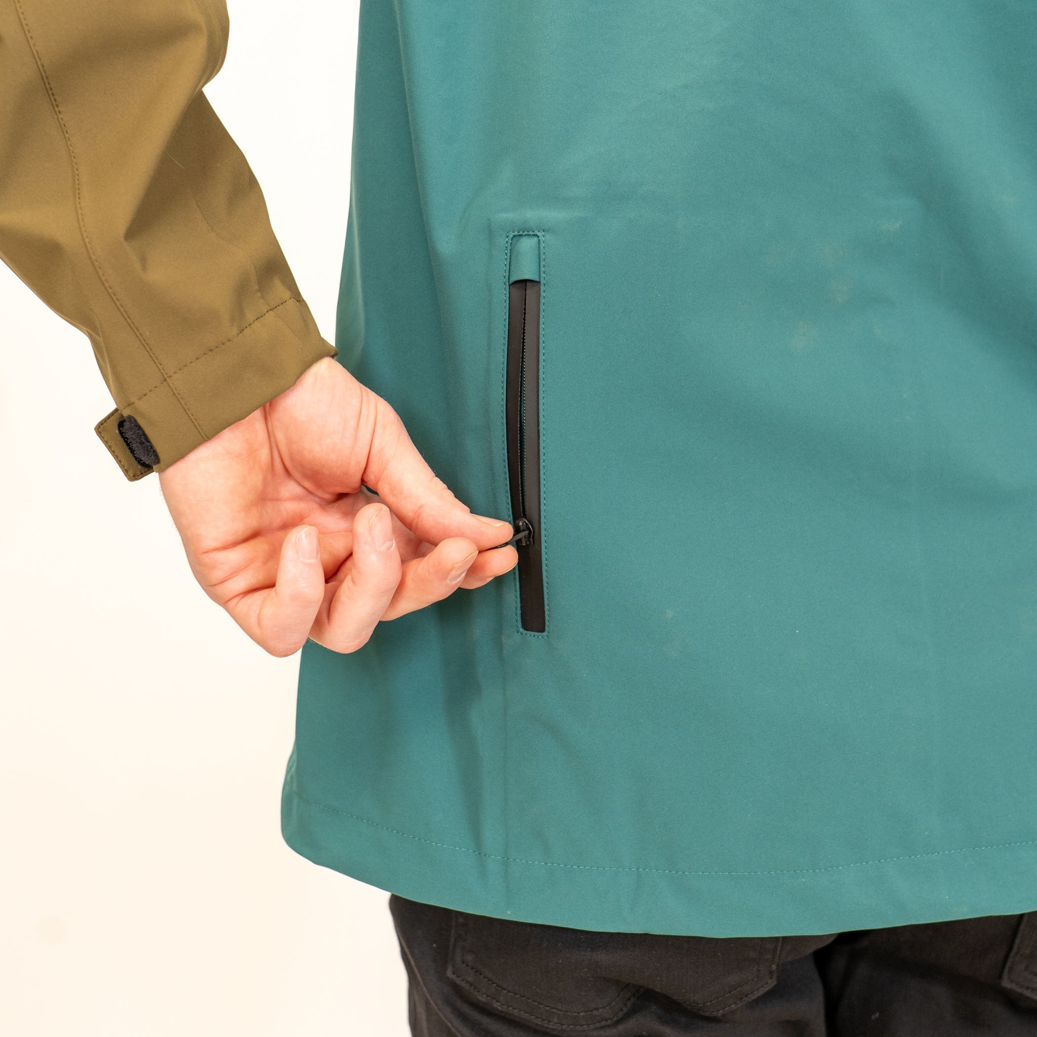 HydroSend Shell - Forest Khaki/Teal、mySite、bearsvspackers