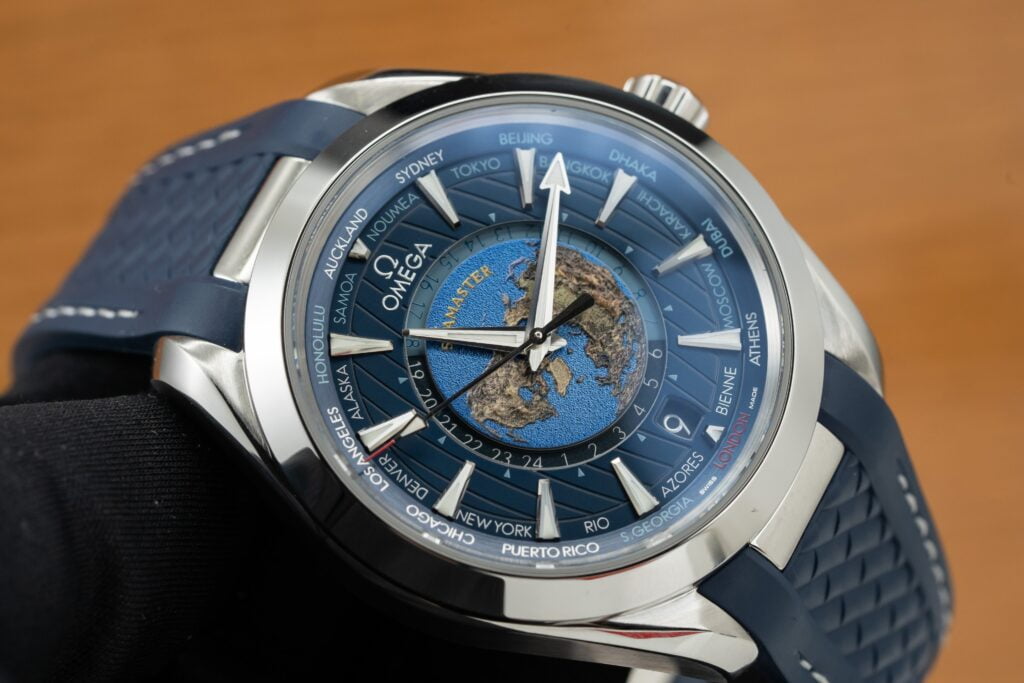 Đồng Hồ Omega Seamaster Aqua Terra Bản Đồ Dây Cao Su (10)
