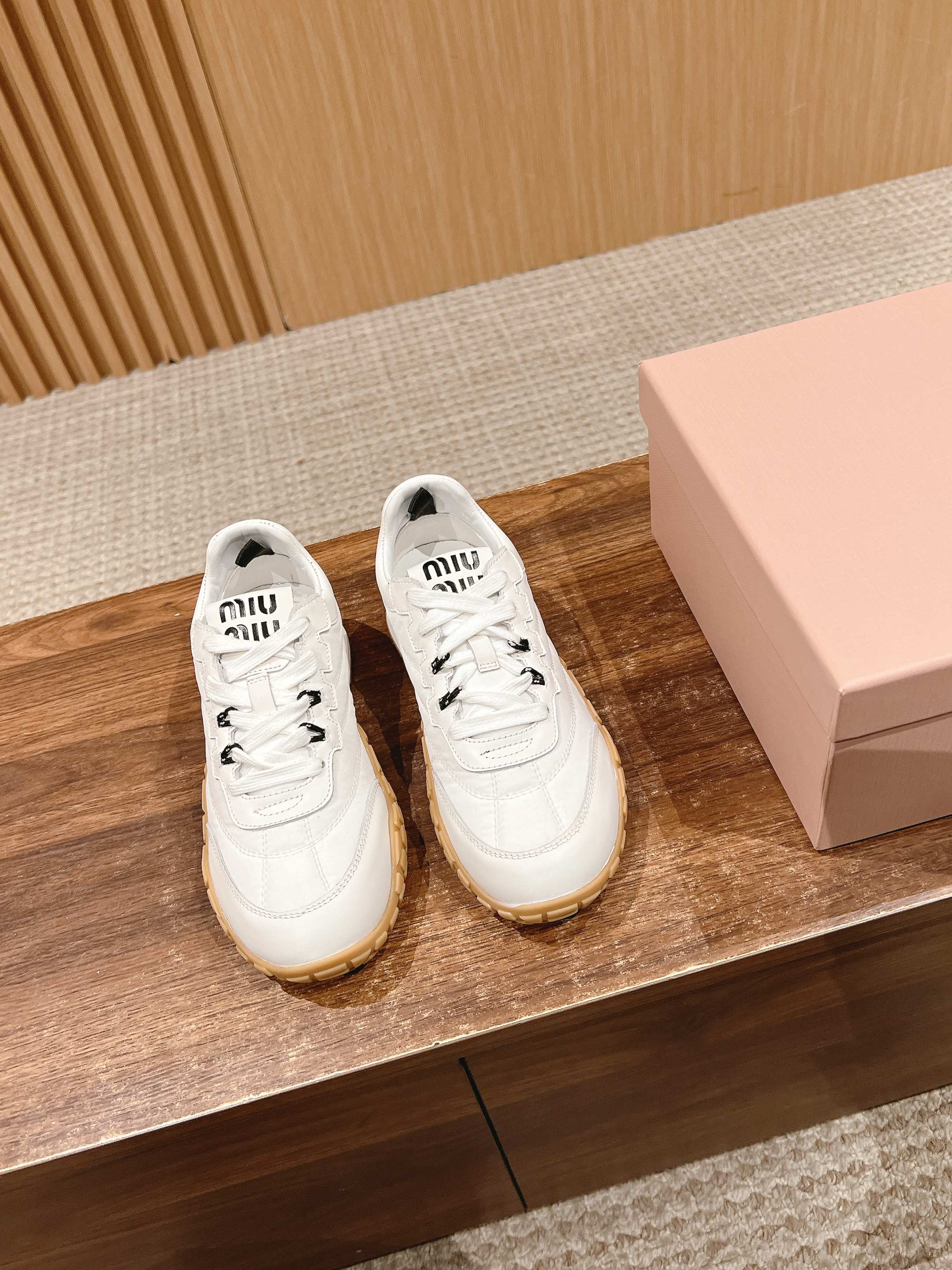 RUNNING SNEAKERS IN WHITE LAMBSKIN AND FABRIC ANTI-SLIP RUBBER SOLE、mysite、Cacoeks