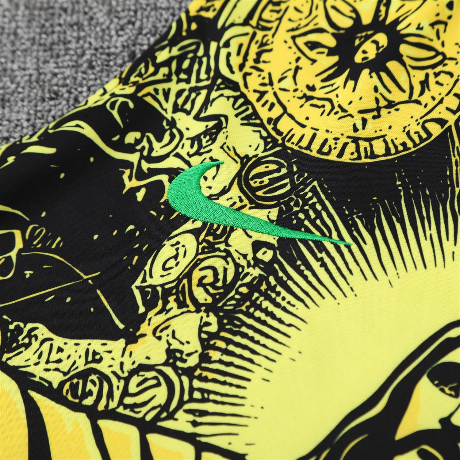 UltraTrikot-Brazil 25-26 Yellow Jesus Statue Vest Training Set - Yellow Vest & Black Shorts