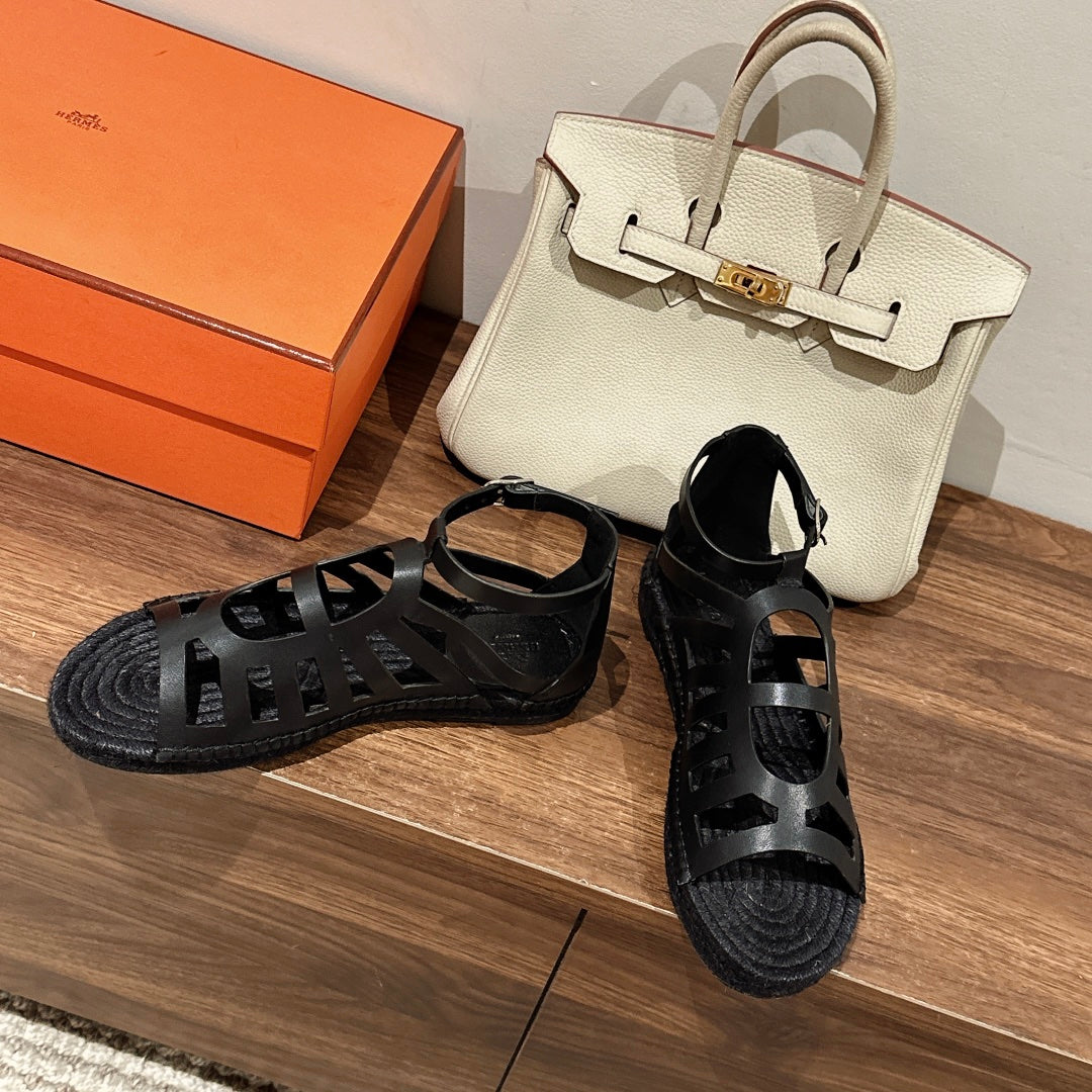 STRAW SOLE SANDAL BLACK LAMBSKIN、mysite、Cacoeks