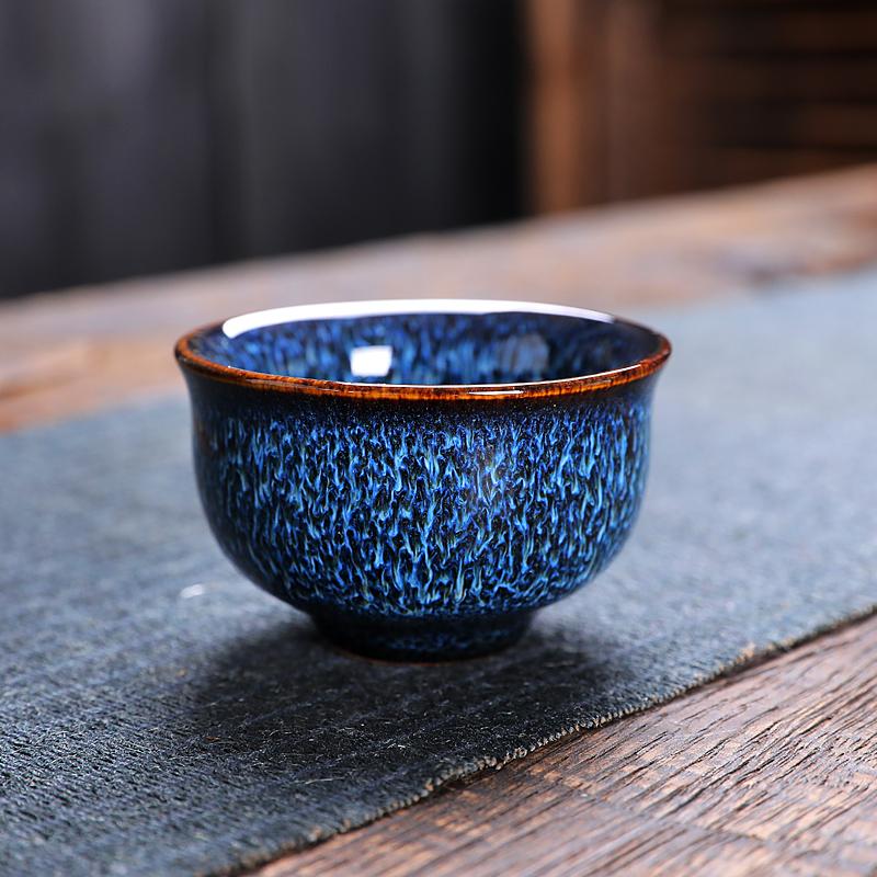 GEEK BAR-https://www.hot-toy.com/