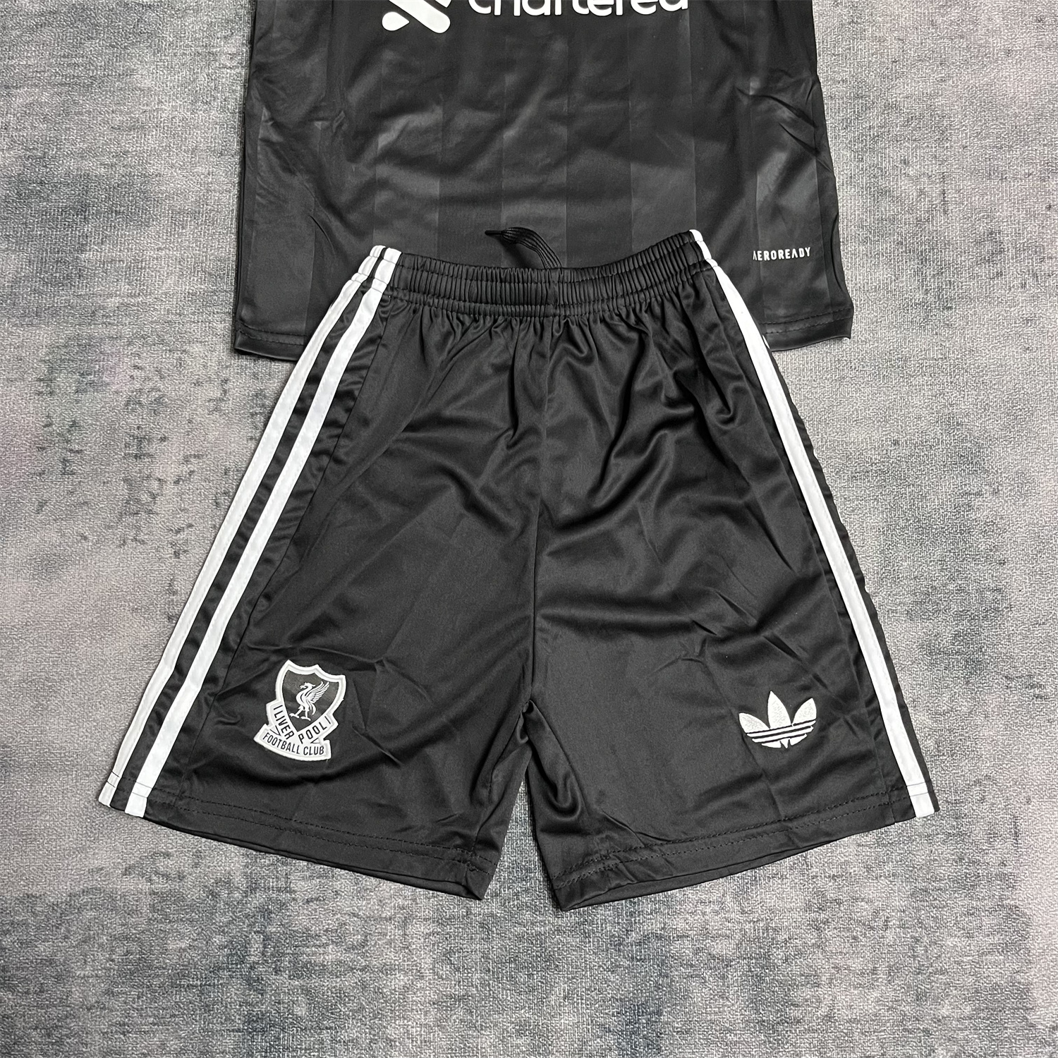 UltraTrikot-Liver.pool 25-26 Trefoil Black Goalkeeper Kids Kit