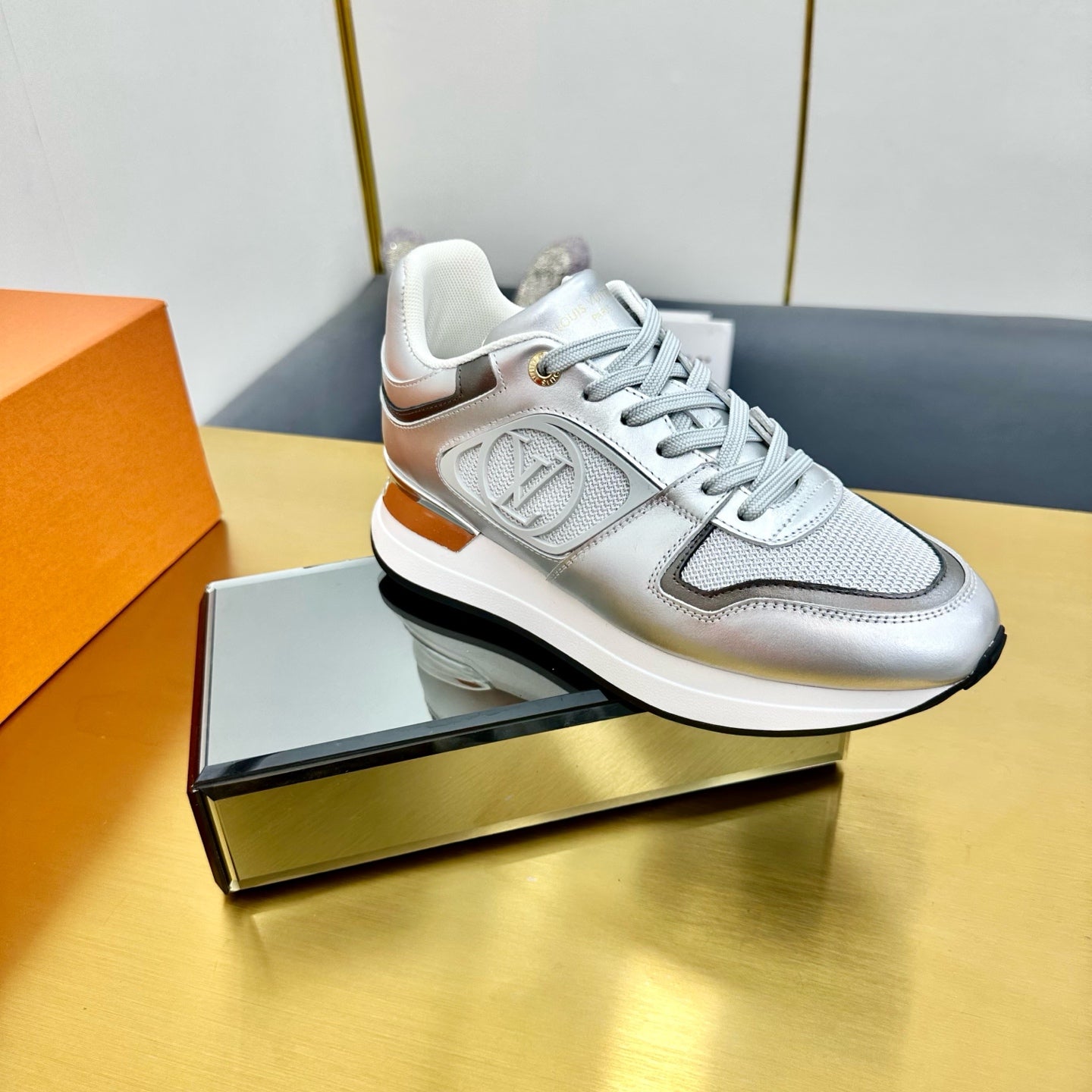 NEO RUN AWAY SNEAKER IN SILVER CALFSKIN、mysite、Cacoeks