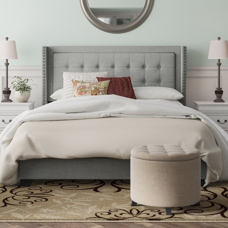 Avalyn Upholstered Bed