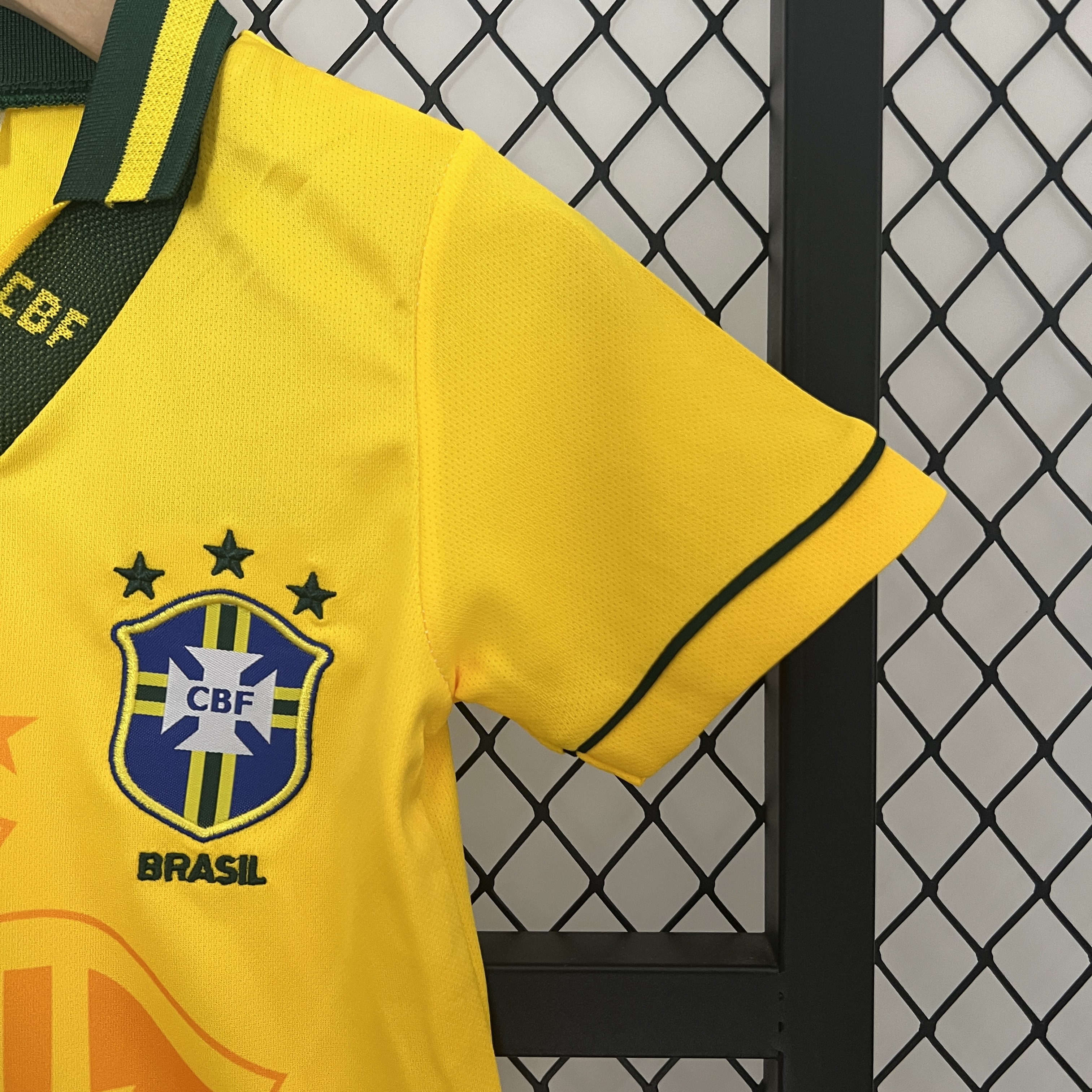 GlobeJersey-Retro Brazil 1993-94 Home Stadium Kids Kit