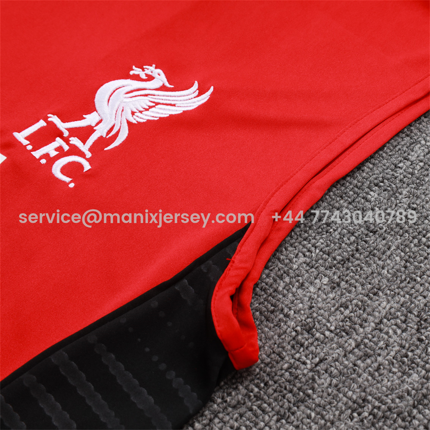 ManixJersey.com | Liver.pool 25-26 Vest Training Set - Red Vest & Black Shorts -Customize Name, Number and Patch | Worldwide Shipping