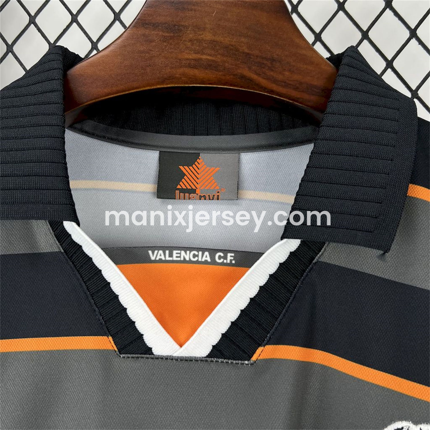 ManixJersey.com | Retro Valencia 1999-00 Third Jersey -Customize Name, Number and Patch | Worldwide Shipping