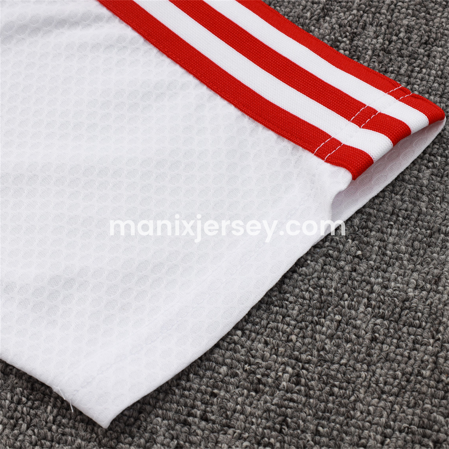 ManixJersey.com | Bayern Munich 2025 125th Anniversary Short-Sleeve Training Set - White Top and Shorts -Customize Name, Number and Patch | Worldwide Shipping