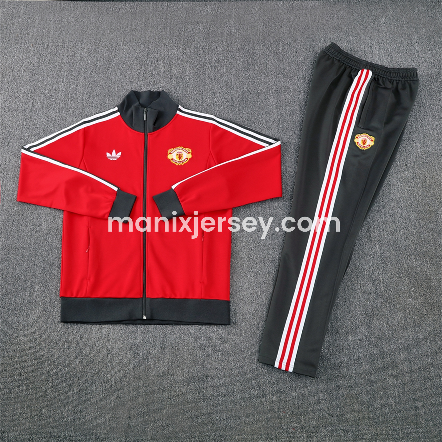 ManixJersey.com | Manchester United 24-25 Throwback Jacket Training Tracksuit - Red Jackets & Grey Pants -Customize Name, Number and Patch | Worldwide Shipping