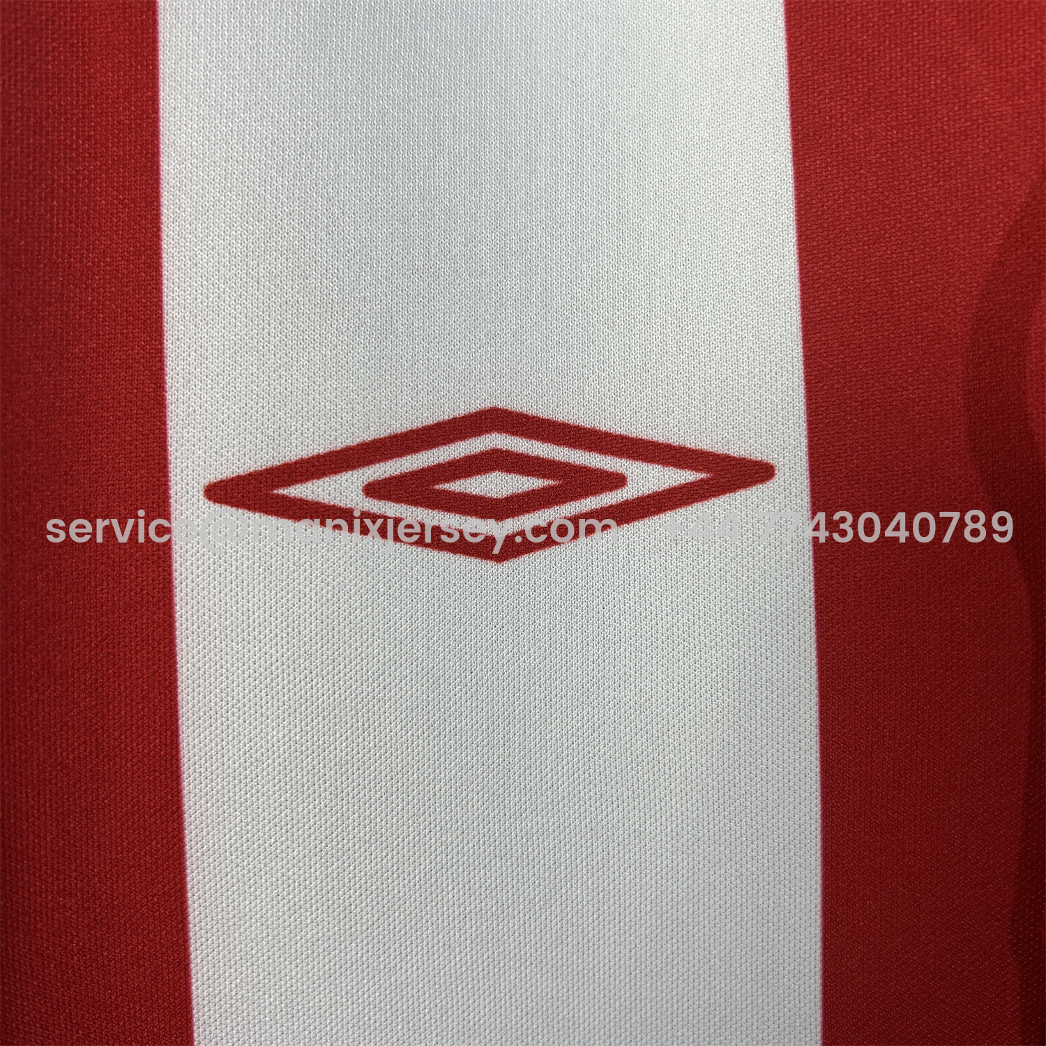 ManixJersey.com | Retro Granada CF 2005-06 Home Jersey -Customize Name, Number and Patch | Worldwide Shipping