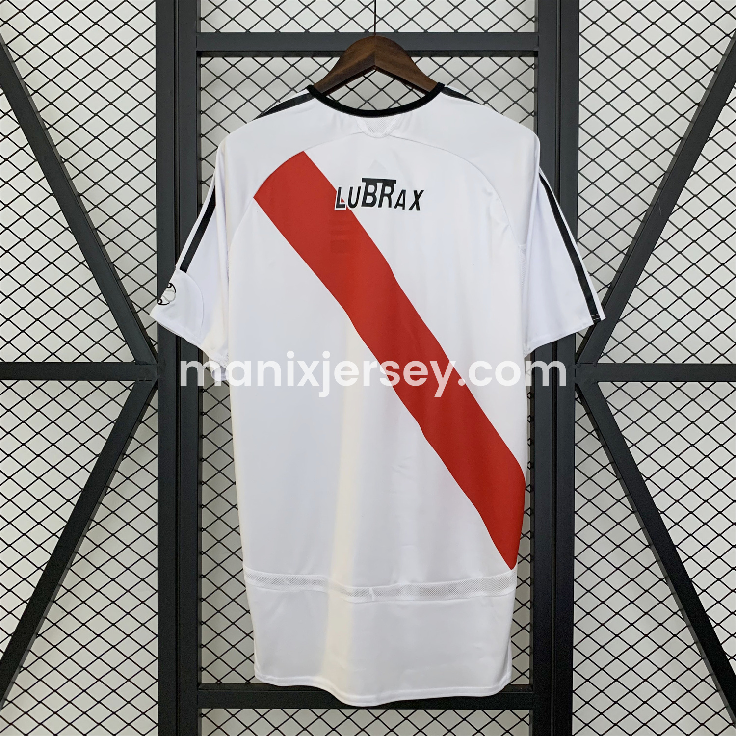 ManixJersey.com | Retro River Plate 2006-07 Home Jersey -Customize Name, Number and Patch | Worldwide Shipping