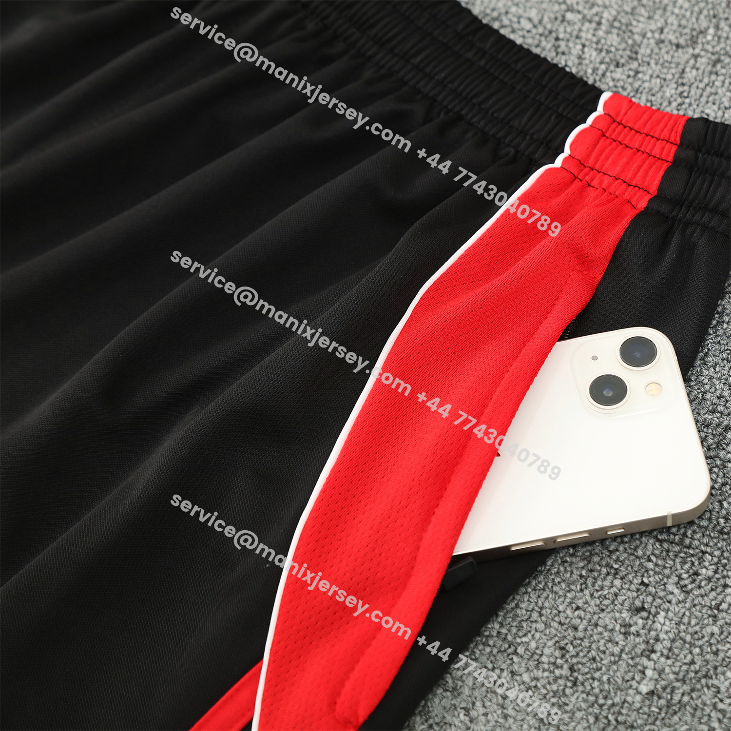 ManixJersey.com | Manchester United 25-26 Short-Sleeve Training Set - Red Edge White Top & Black Shorts -Customize Name, Number and Patch | Worldwide Shipping