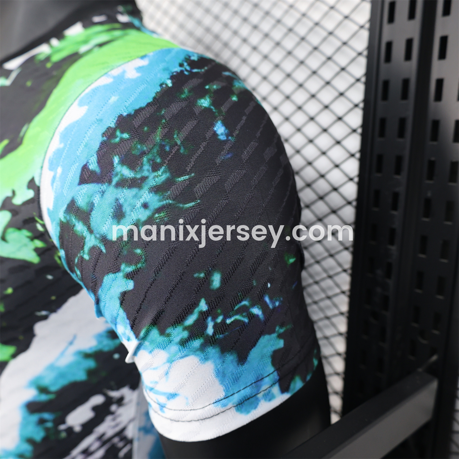 ManixJersey.com | Real Madrid 25-26 Green & Black Special Edition Jersey - Player Version -Customize Name, Number and Patch | Worldwide Shipping