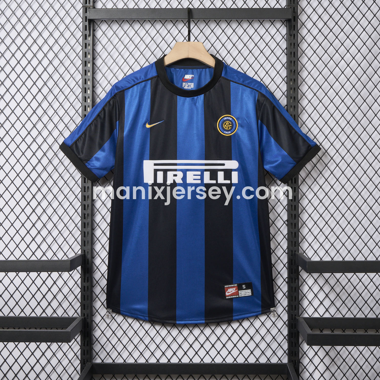 ManixJersey.com | Retro Inter Milan 00-01 Home Jersey -Customize Name, Number and Patch | Worldwide Shipping