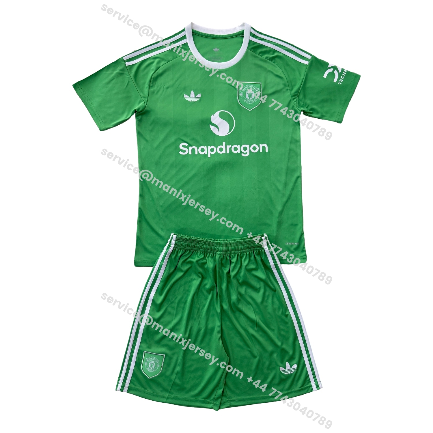 ManixJersey.com | Manchester United 25-26 Green Goalkeeper Men's Adult Jersey Set - Fans Version -Customize Name, Number and Patch | Worldwide Shipping