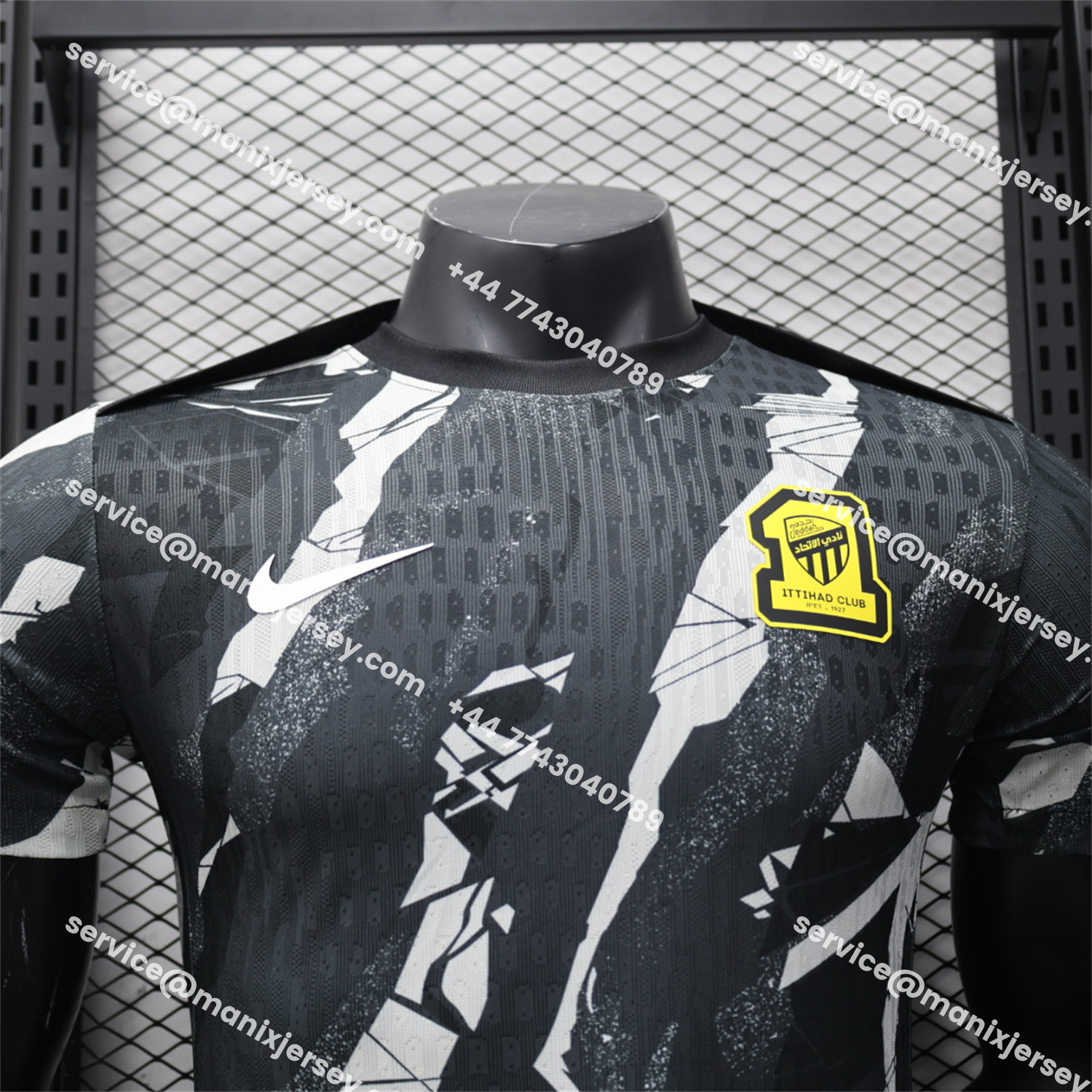 ManixJersey.com | Al Ittihad Jeddah United 25-26 Black Pre-Match Jersey - Player Version -Customize Name, Number and Patch | Worldwide Shipping