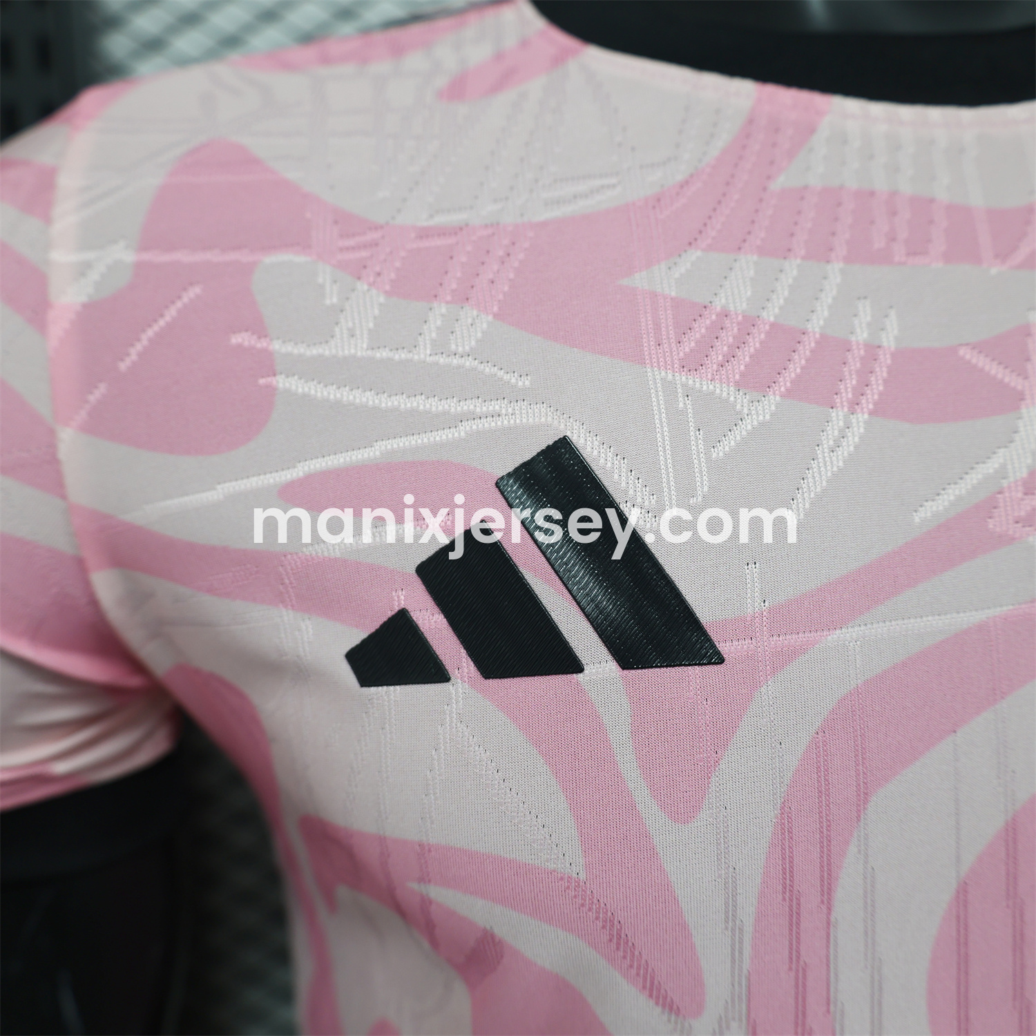 ManixJersey.com | Flamengo 25-26 Pink Ripples Special Jersey - Player Version -Customize Name, Number and Patch | Worldwide Shipping