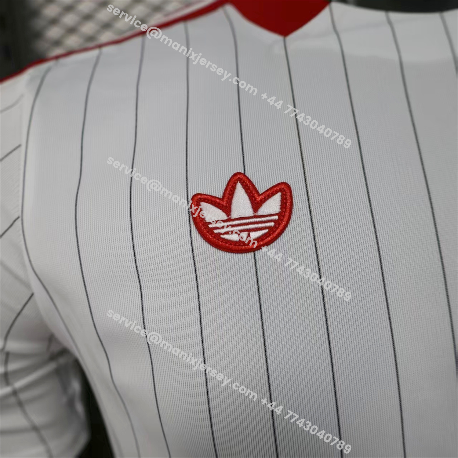 ManixJersey.com | Manchester United 25-26 Icon Travel Special Red Jersey - Player Version -Customize Name, Number and Patch | Worldwide Shipping