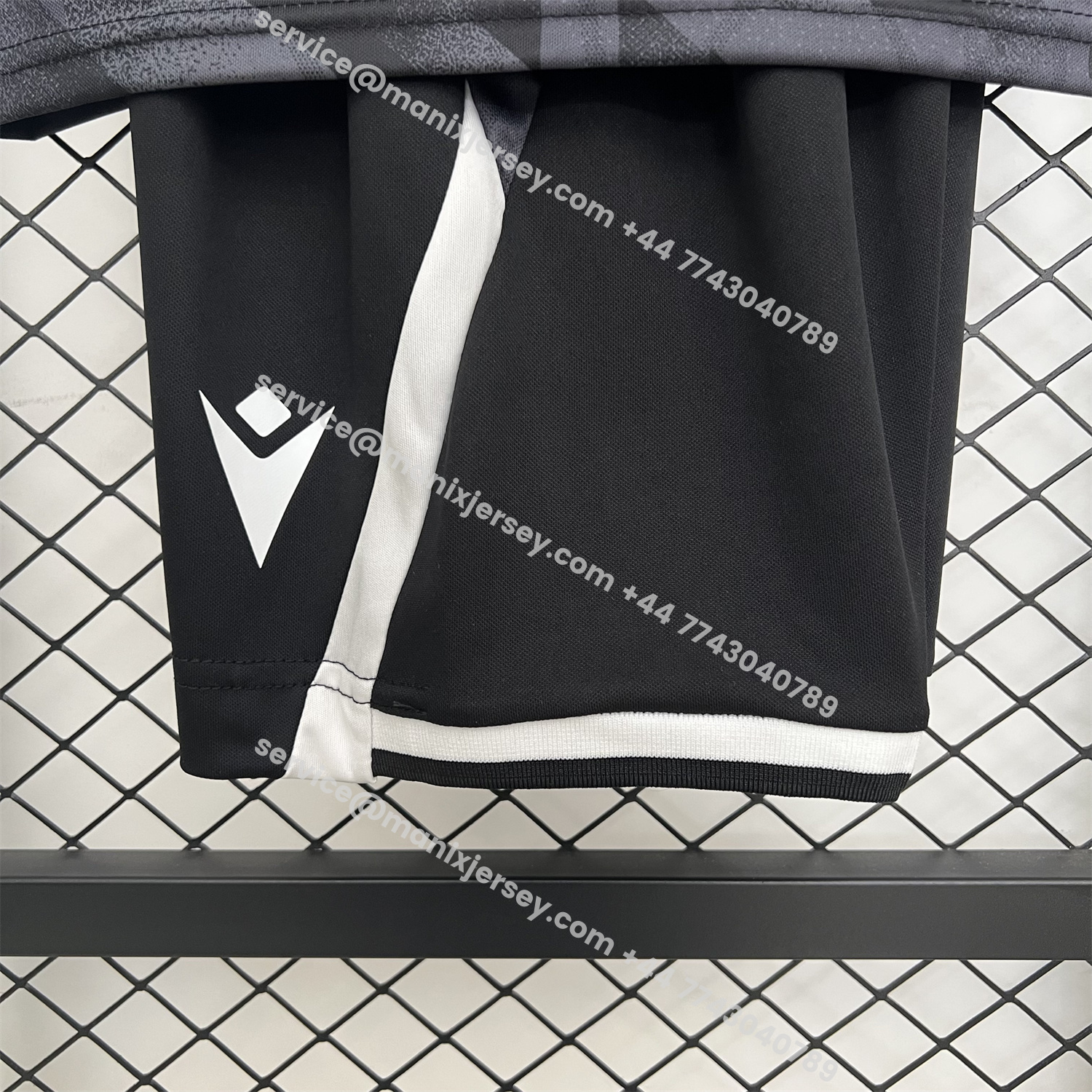 ManixJersey.com | Guimarães 25-26 Away Kids Kit -Customize Name, Number and Patch | Worldwide Shipping