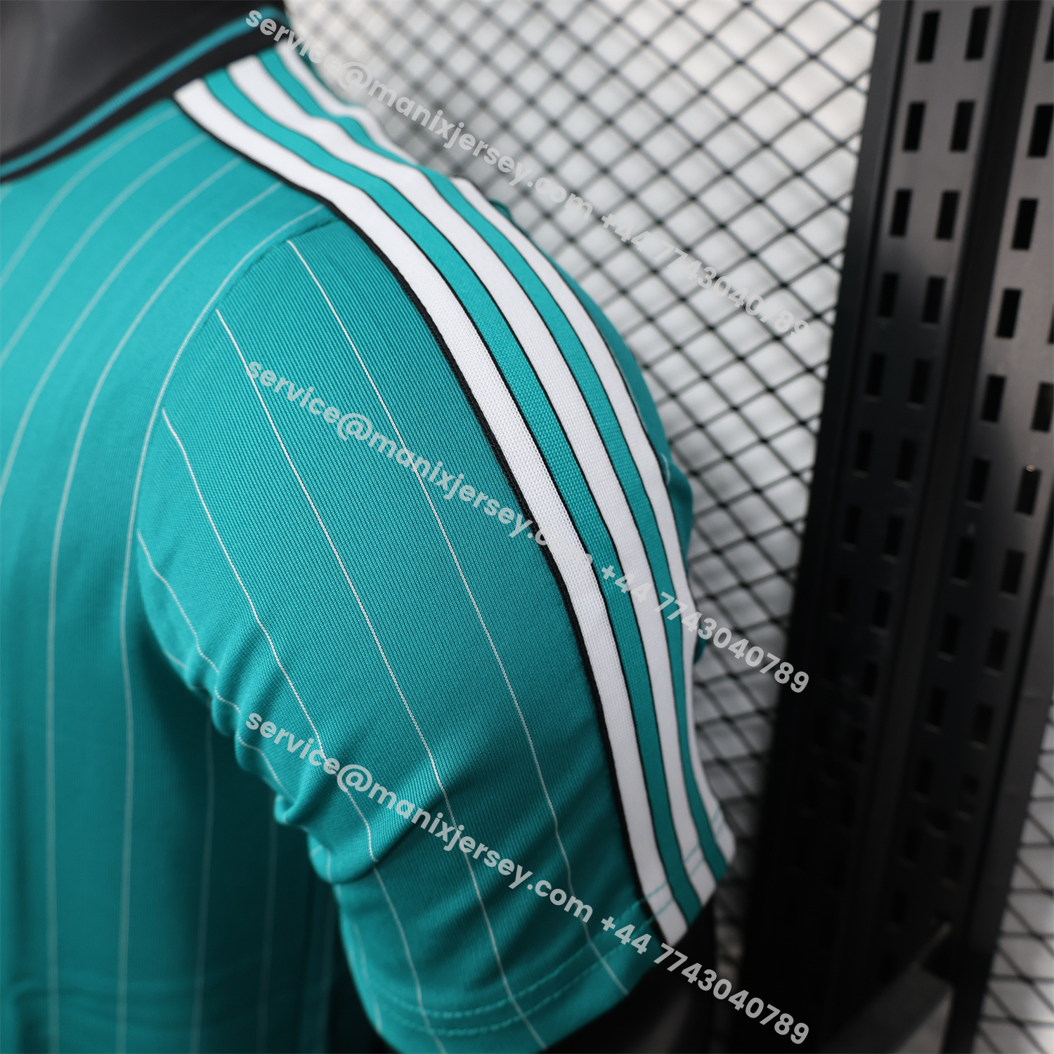 ManixJersey.com | Liver.pool 25-26 Icon Range Travel Special Edition Cyan Jersey - Player Version -Customize Name, Number and Patch | Worldwide Shipping