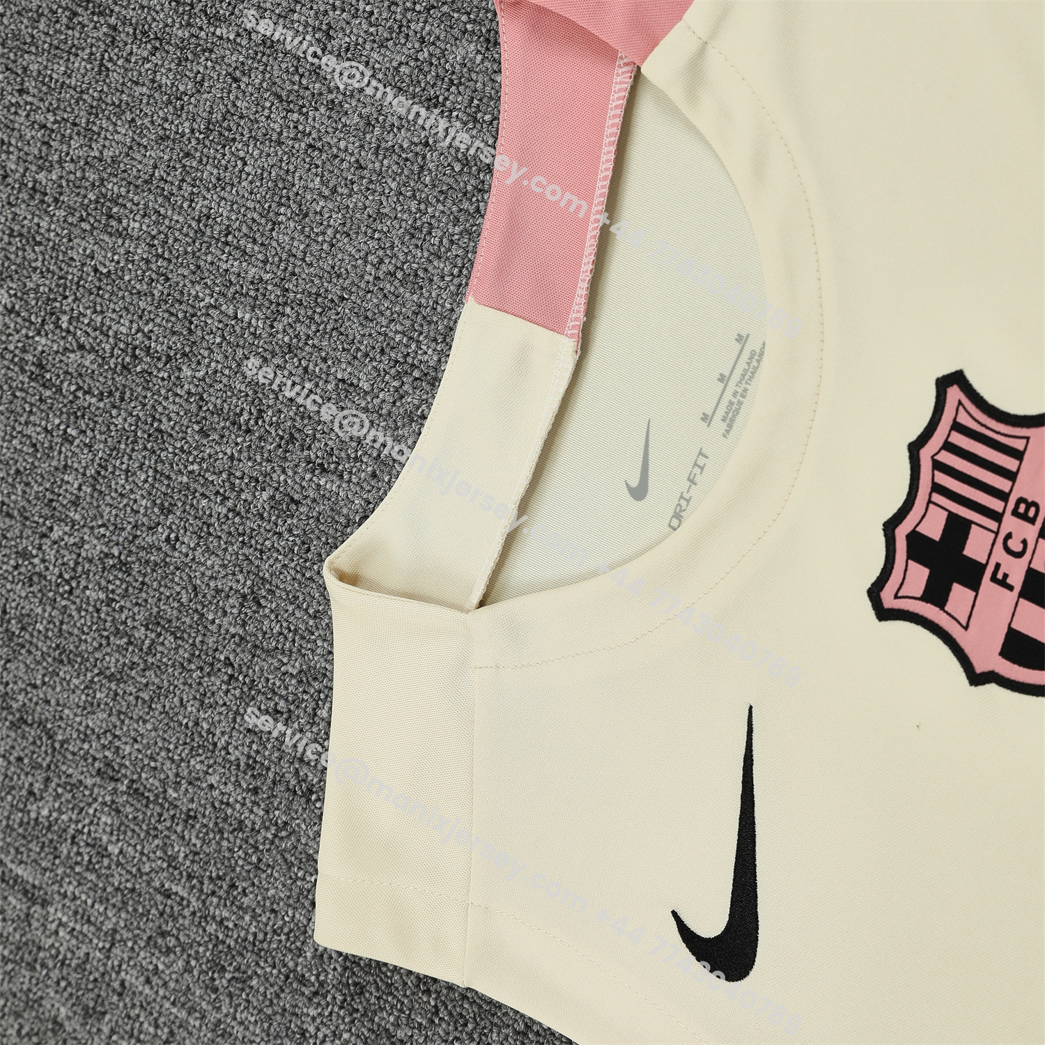 ManixJersey.com | Barcelona 25-26 Vest Training Set - Cream Vest & Deep Blue Shorts -Customize Name, Number and Patch | Worldwide Shipping