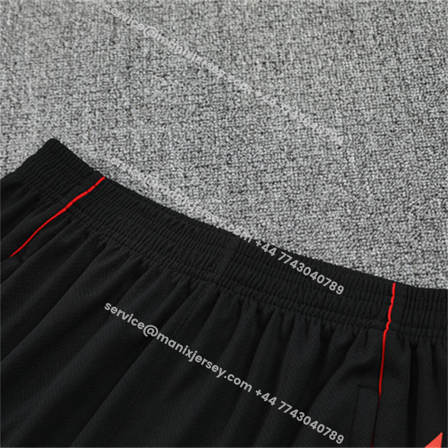 ManixJersey.com | Manchester United 25-26 Kids Short-Sleeve Training Set - Red Camouflage Top & Black Shorts -Customize Name, Number and Patch | Worldwide Shipping