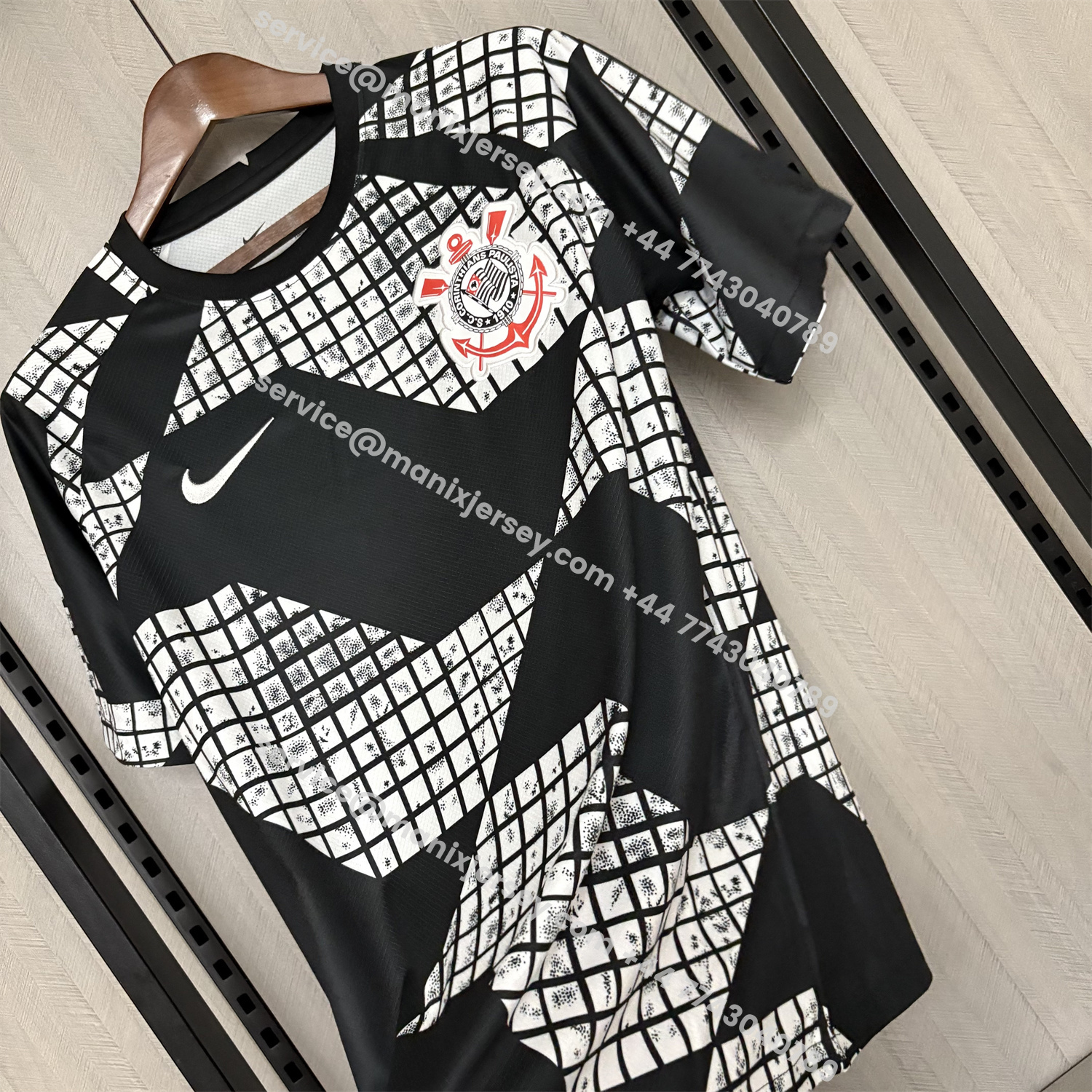 ManixJersey.com | Corinthians 2025-26 White And Black Pre-Match Jersey - Fans Version -Customize Name, Number and Patch | Worldwide Shipping