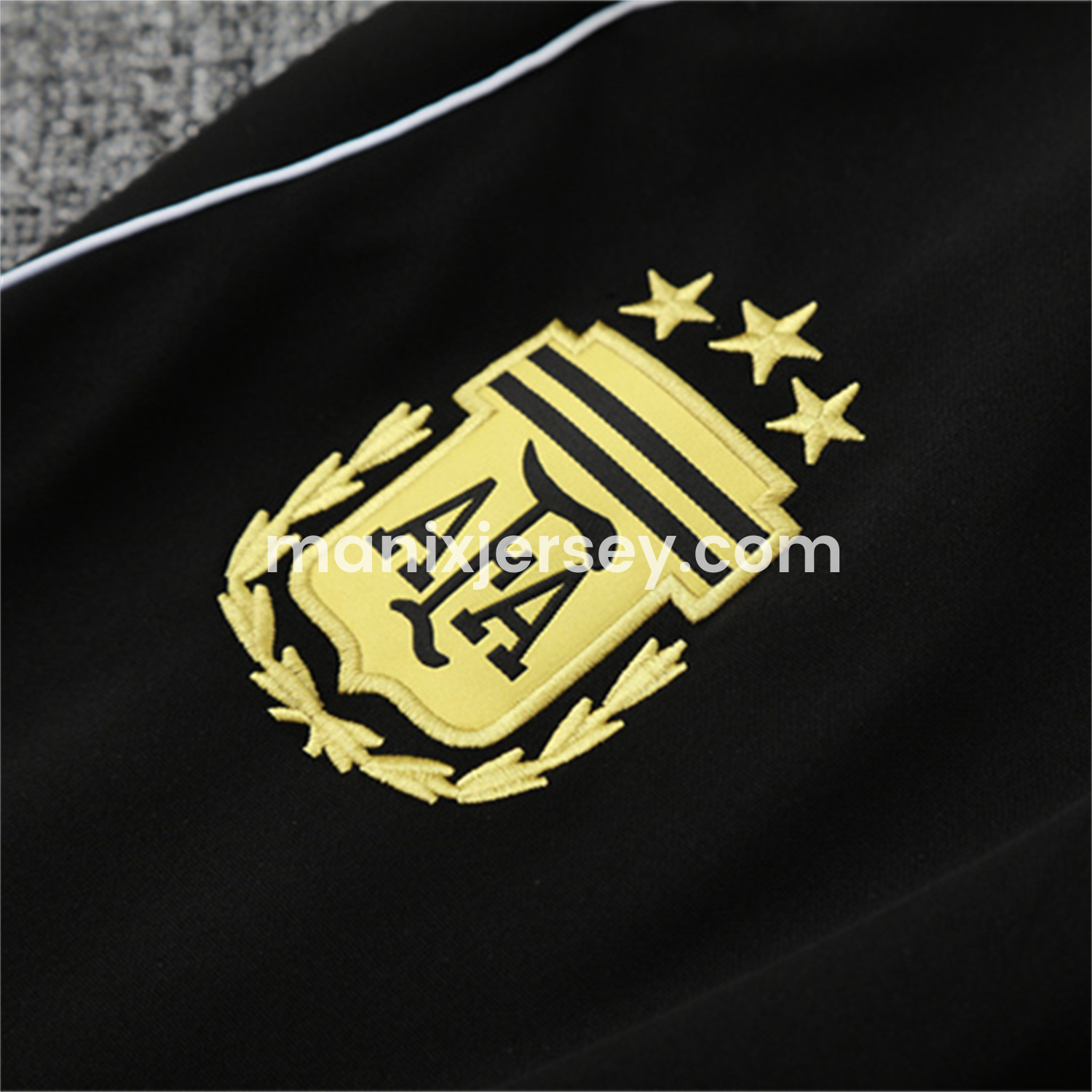 ManixJersey.com | Argentina 25-26 Kid Long Sleeves Training Set - Black Top & Black Pants -Customize Name, Number and Patch | Worldwide Shipping