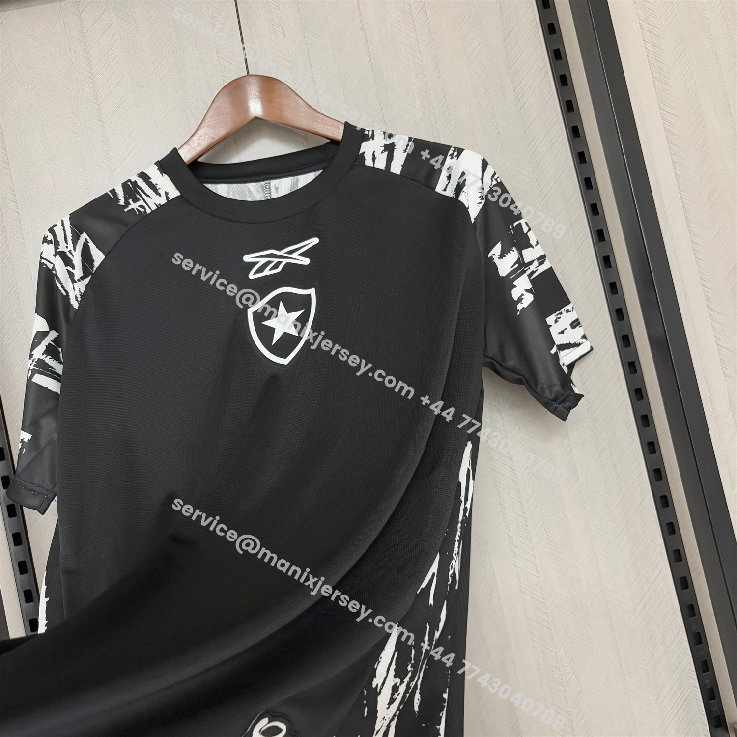 ManixJersey.com | Botafogo 25-26 Black Pre-Match Jersey - Fans Version -Customize Name, Number and Patch | Worldwide Shipping