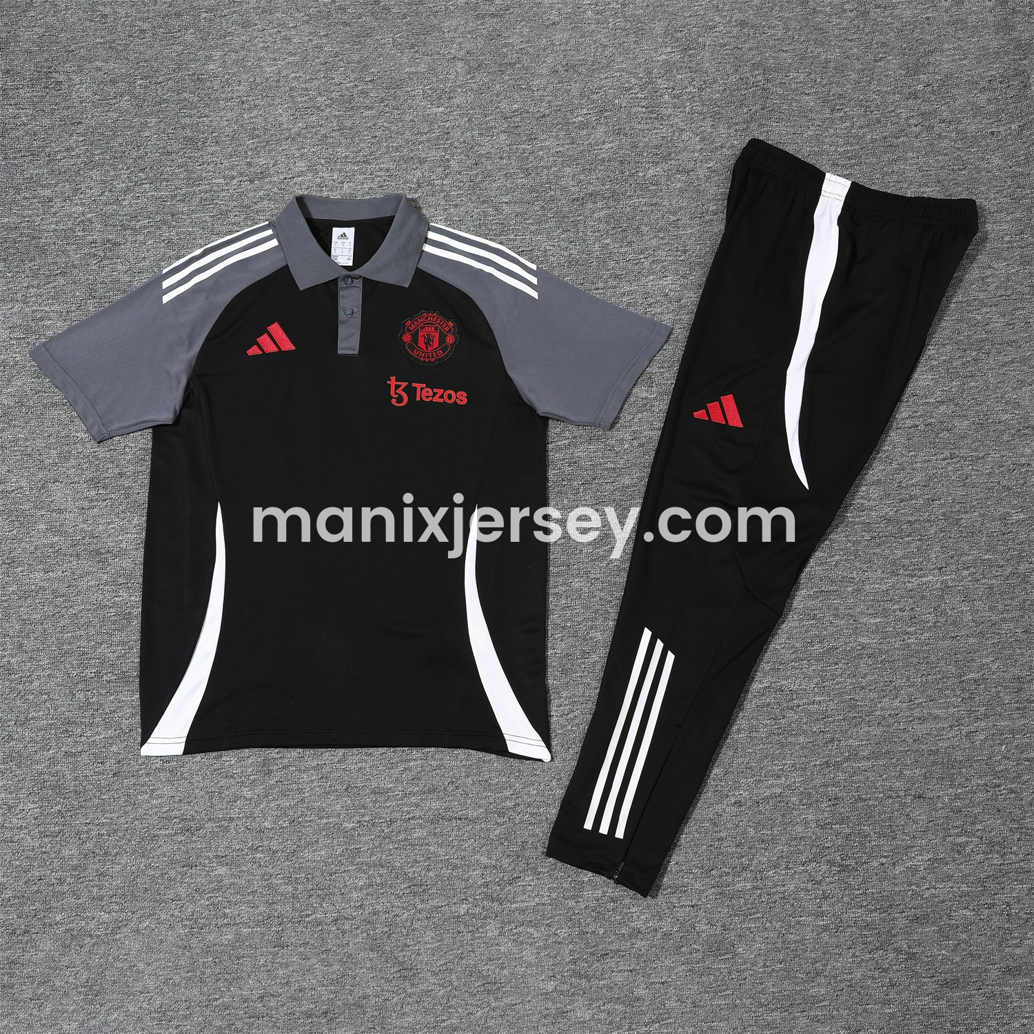 ManixJersey.com | Manchester United 25-26 POLO Short-Sleeve Training Set - Black Top and Pants with White Stripes -Customize Name, Number and Patch | Worldwide Shipping