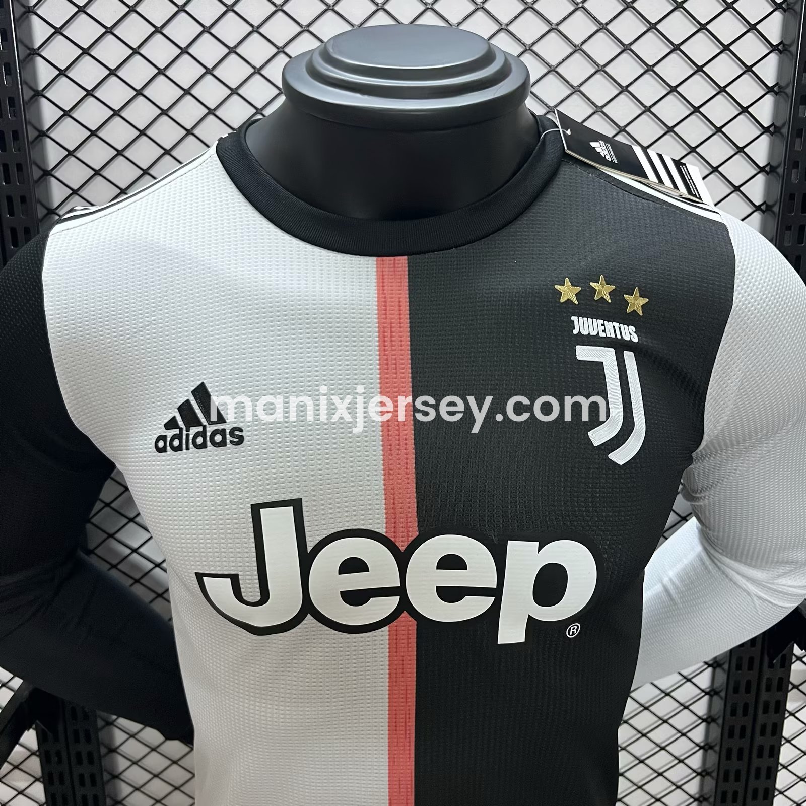 ManixJersey.com | Retro Juventus 2019-20 Home Stadium Long Sleeve Jersey - Player Version -Customize Name, Number and Patch | Worldwide Shipping