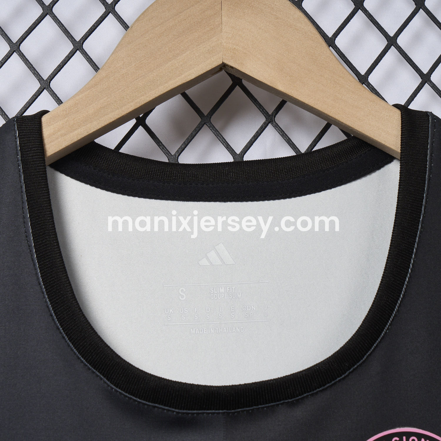 ManixJersey.com | Women's INT M.A.M 25-26 Away Yoga Vest -Customize Name, Number and Patch | Worldwide Shipping