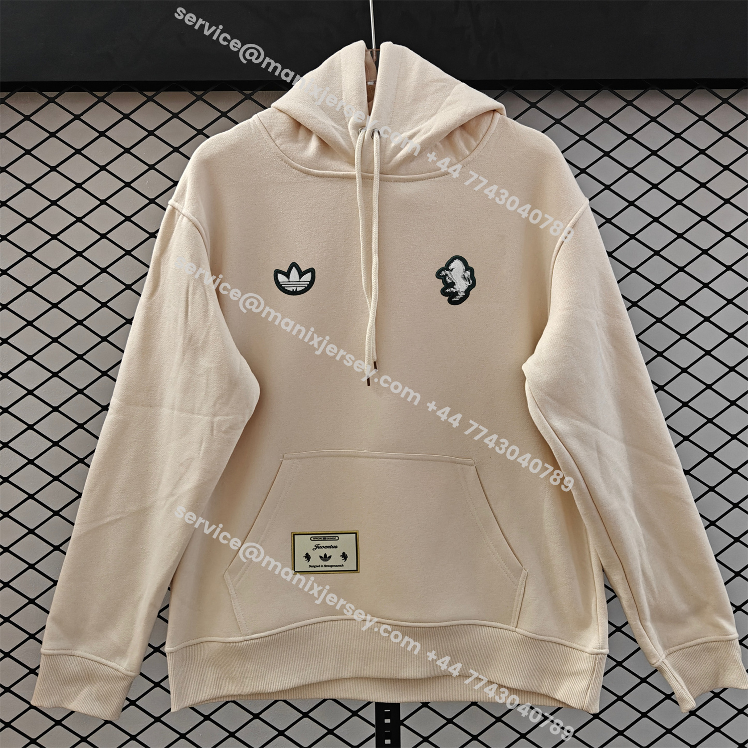 ManixJersey.com | Juventus 25-26 Originals Terrace Icon Unisex Pullover Hoodie -Customize Name, Number and Patch | Worldwide Shipping