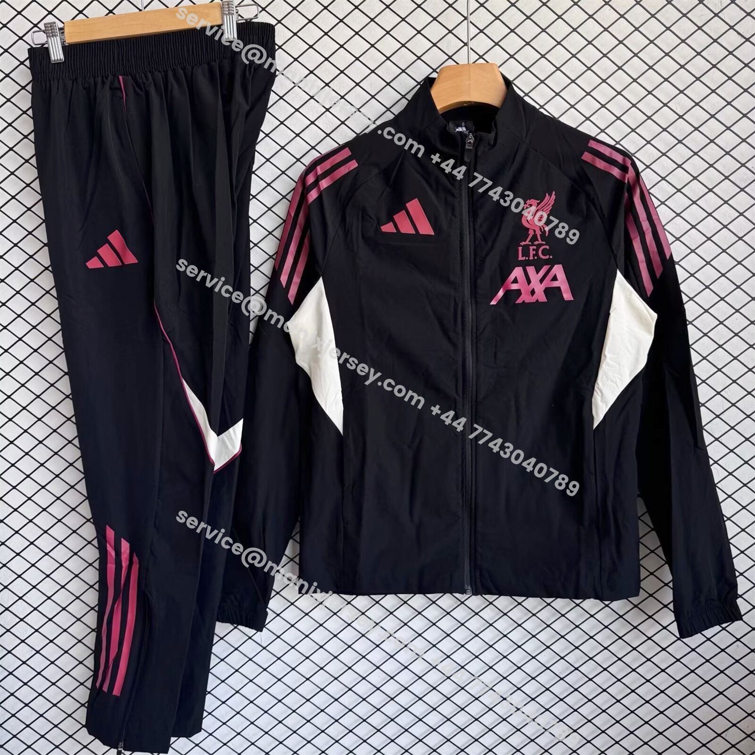 ManixJersey.com | Liver.pool 25-26 Pink Logo Windbreaker Training Set - Black Top and Pants -Customize Name, Number and Patch | Worldwide Shipping