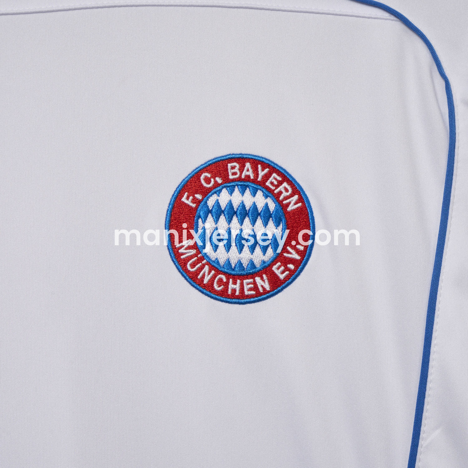 ManixJersey.com | Bayern Munich 25-26 Urban Purist Throwback White Jersey - Fans Version -Customize Name, Number and Patch | Worldwide Shipping