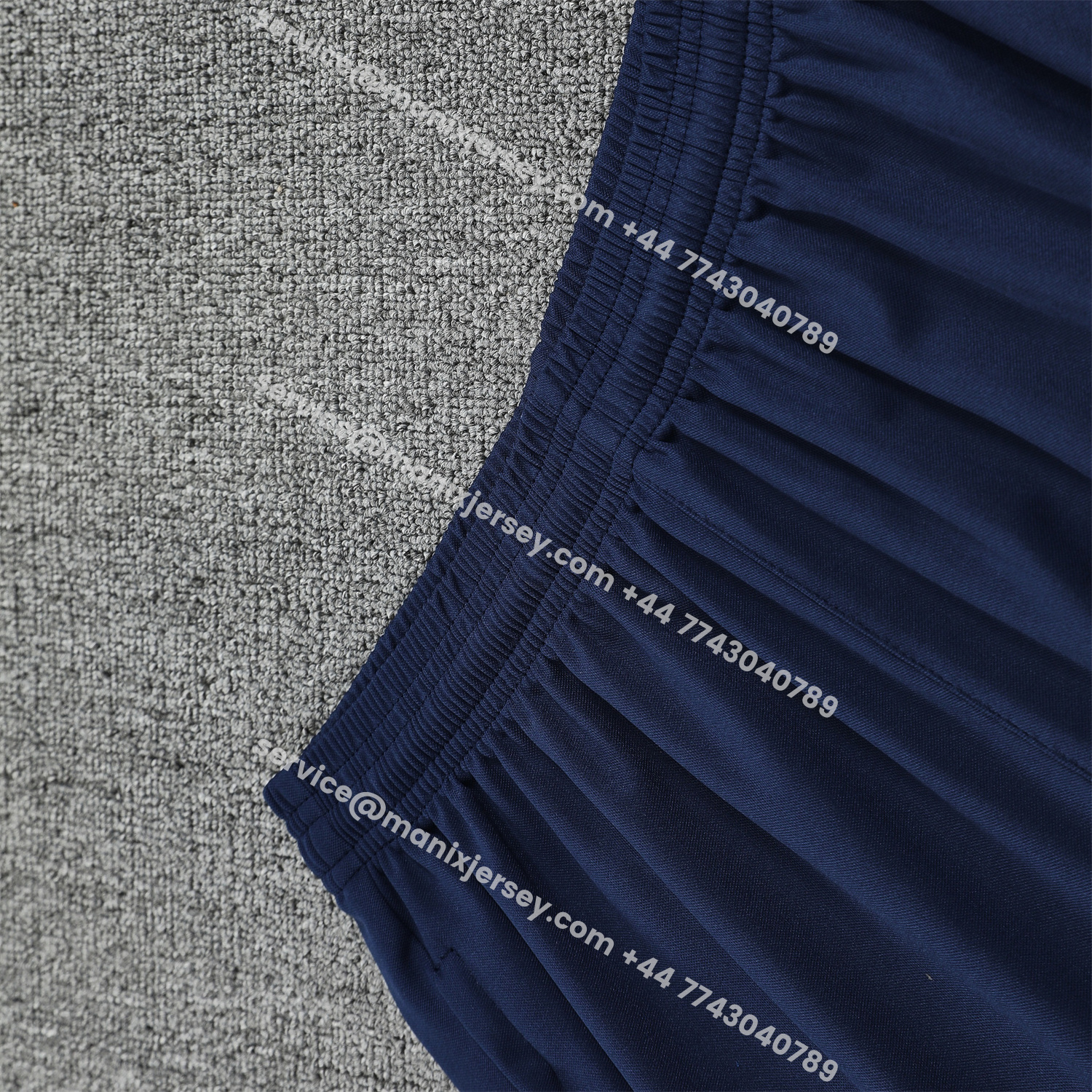 ManixJersey.com | Barcelona 25-26 Vest Training Set - Cream Vest & Deep Blue Shorts -Customize Name, Number and Patch | Worldwide Shipping