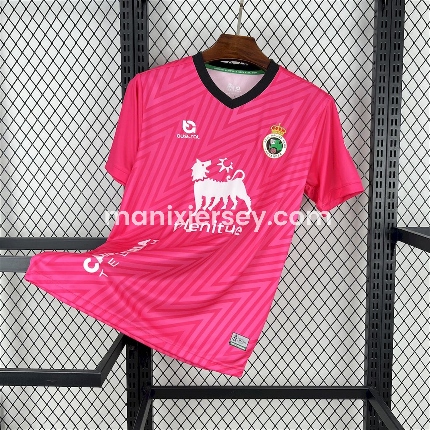 ManixJersey.com | Racing de Santander 24-25 Pink Goalkeeper Jersey - Fans Version -Customize Name, Number and Patch | Worldwide Shipping