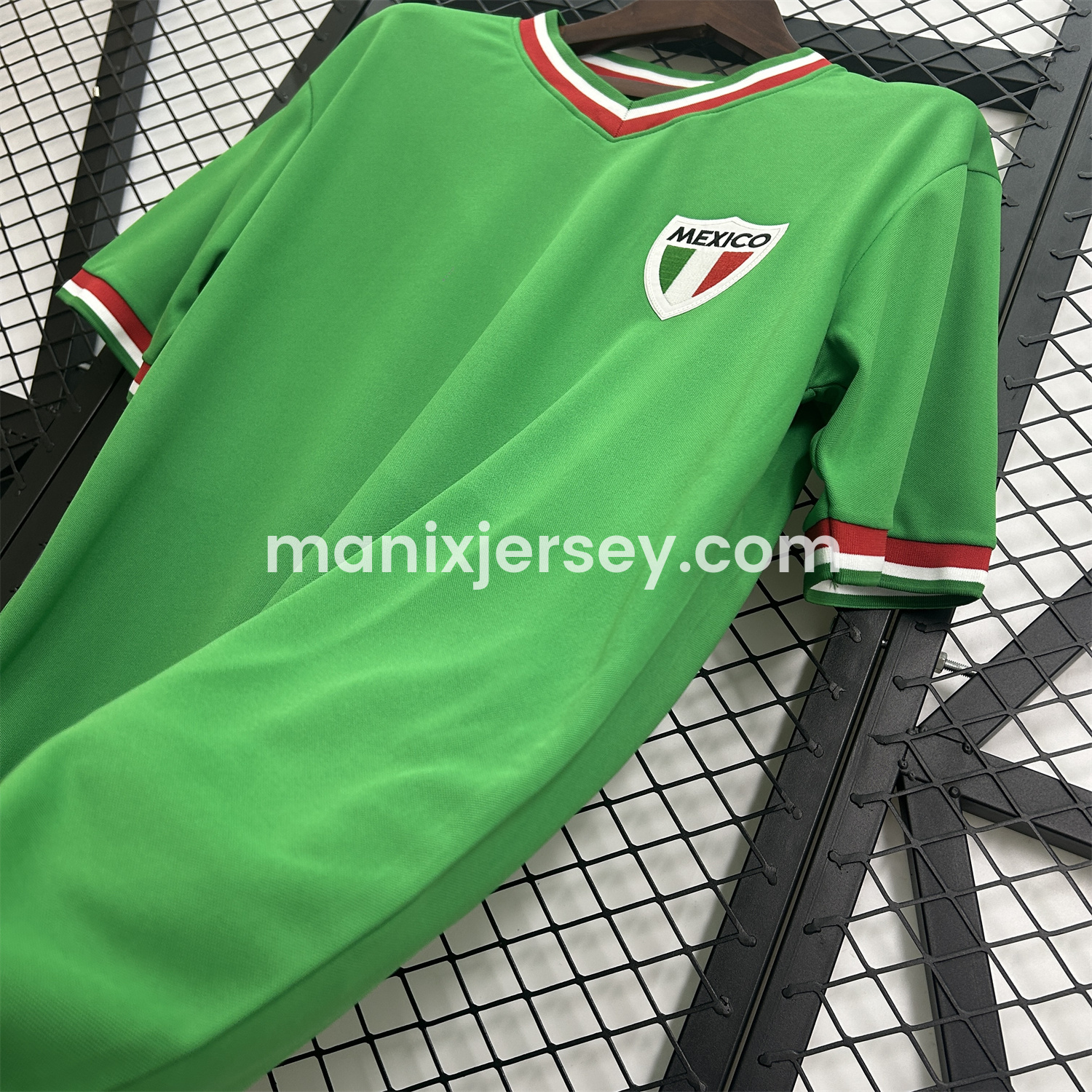ManixJersey.com | Retro Mexico 1970 Home Stadium Jersey -Customize Name, Number and Patch | Worldwide Shipping
