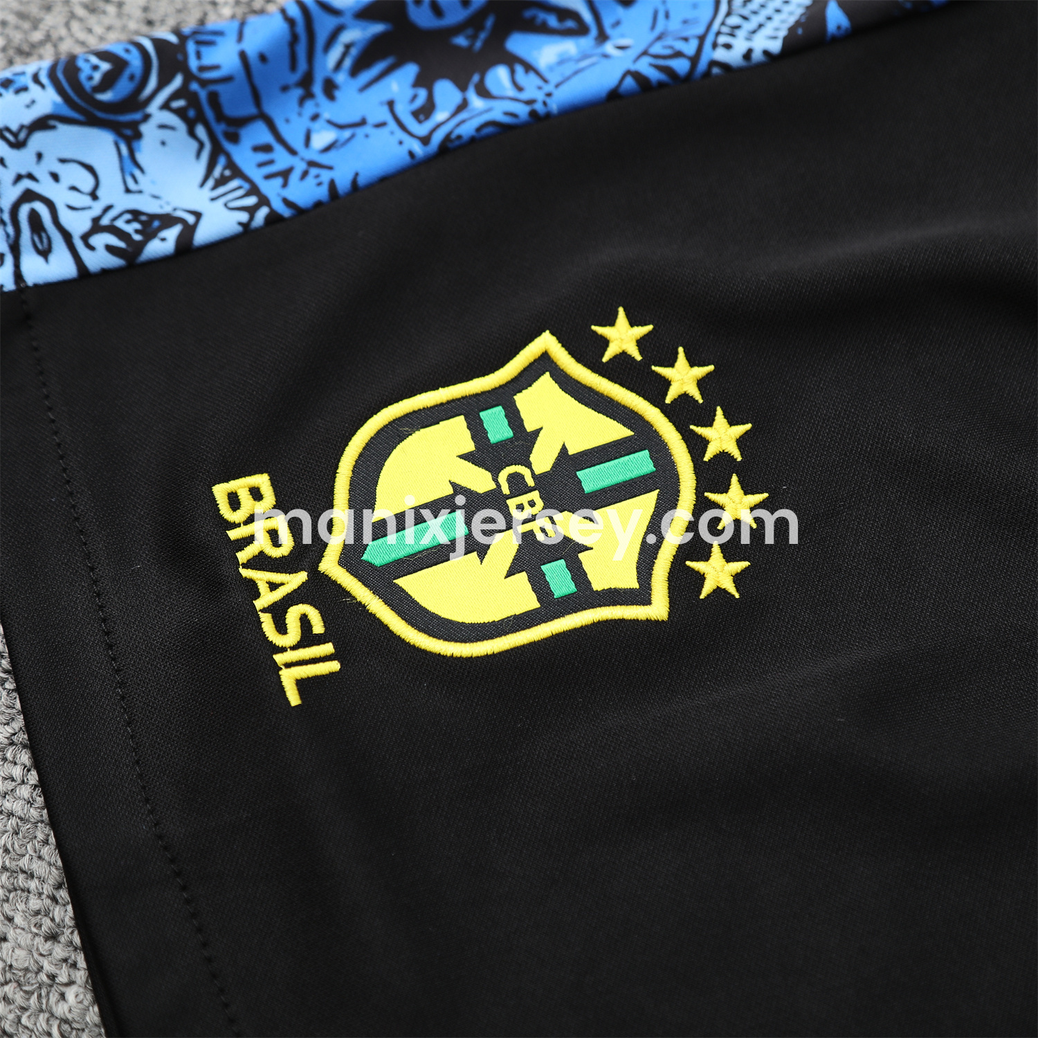 ManixJersey.com | Brazil 25-26 Blue Jesus Statue Vest Training Set - Blue Vest & Black Shorts -Customize Name, Number and Patch | Worldwide Shipping