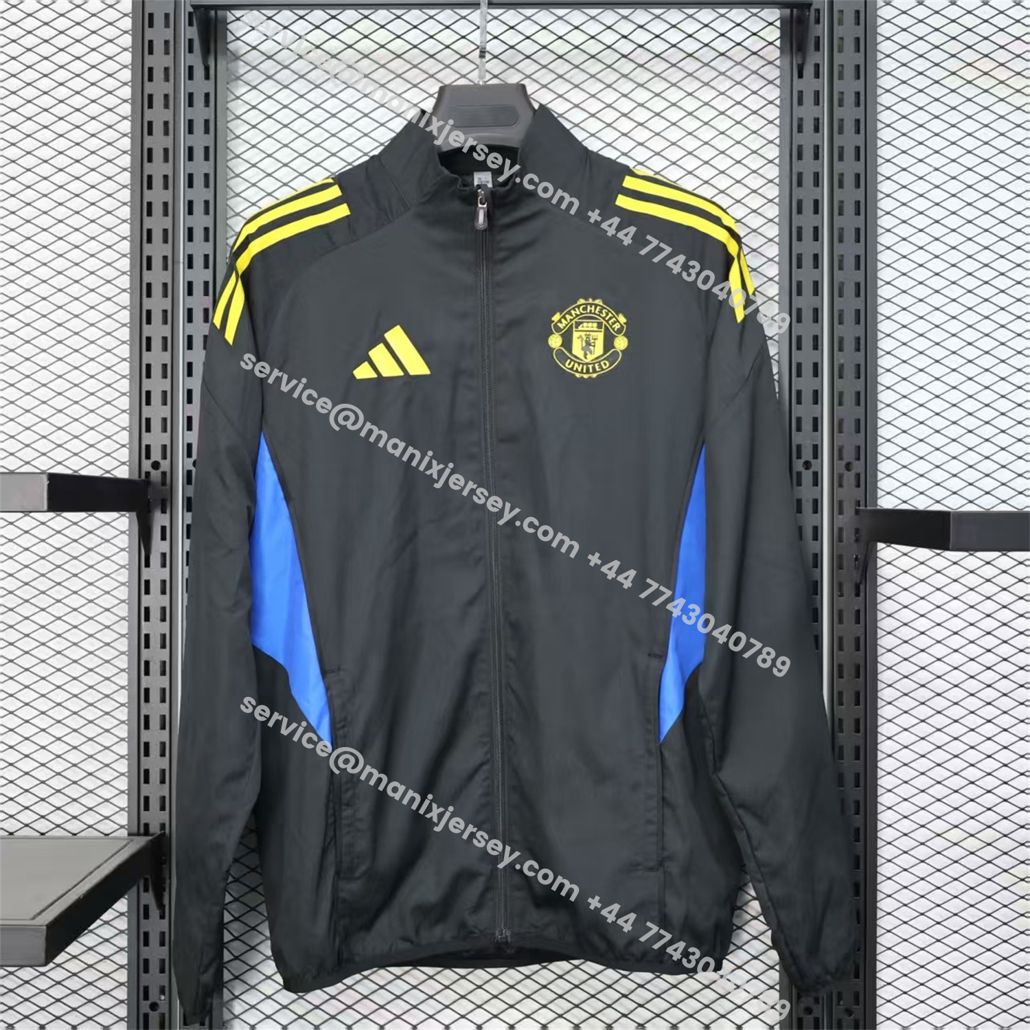 ManixJersey.com | Manchester United 25-26 Black Windbreaker Jacket - Deep Green -Customize Name, Number and Patch | Worldwide Shipping
