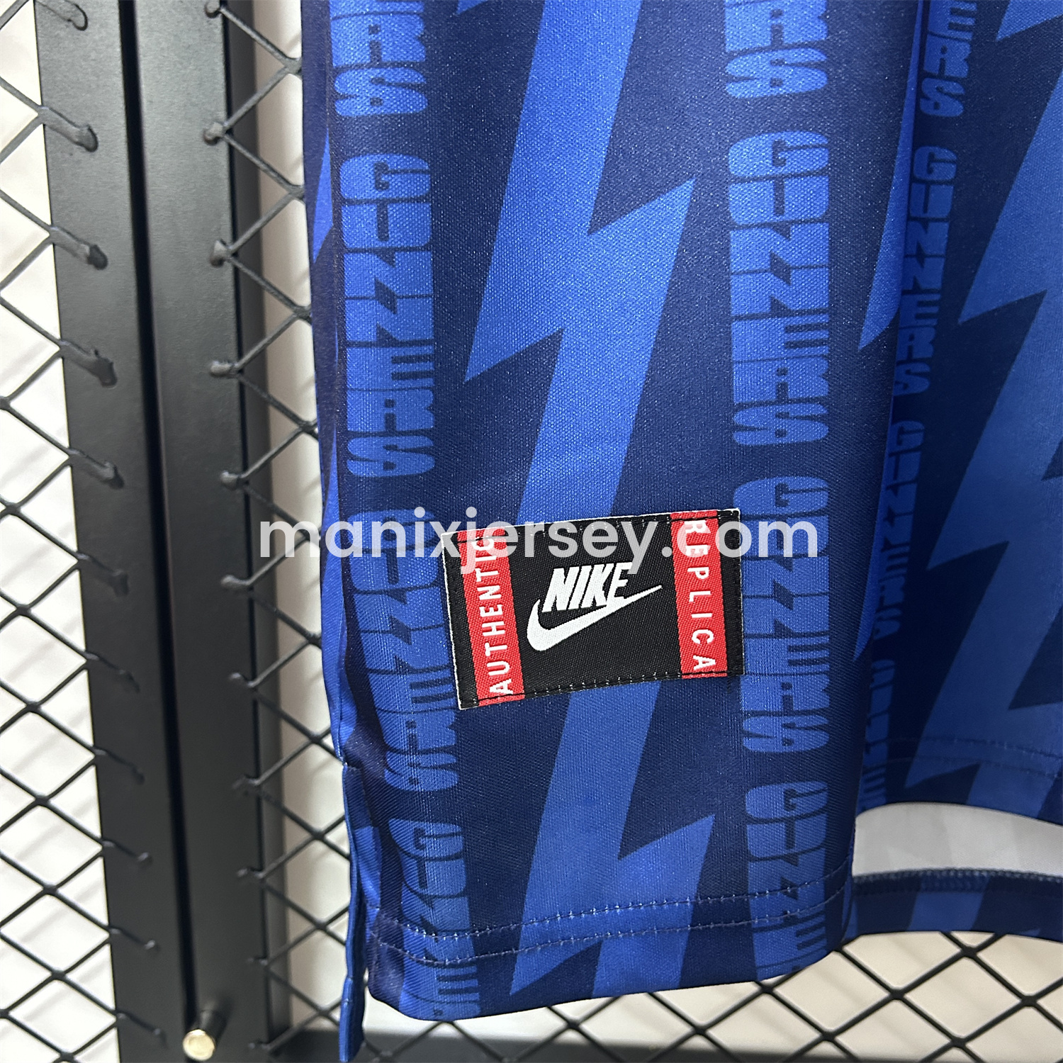 ManixJersey.com | Retro Arsenal 1994-95 Away Jersey -Customize Name, Number and Patch | Worldwide Shipping