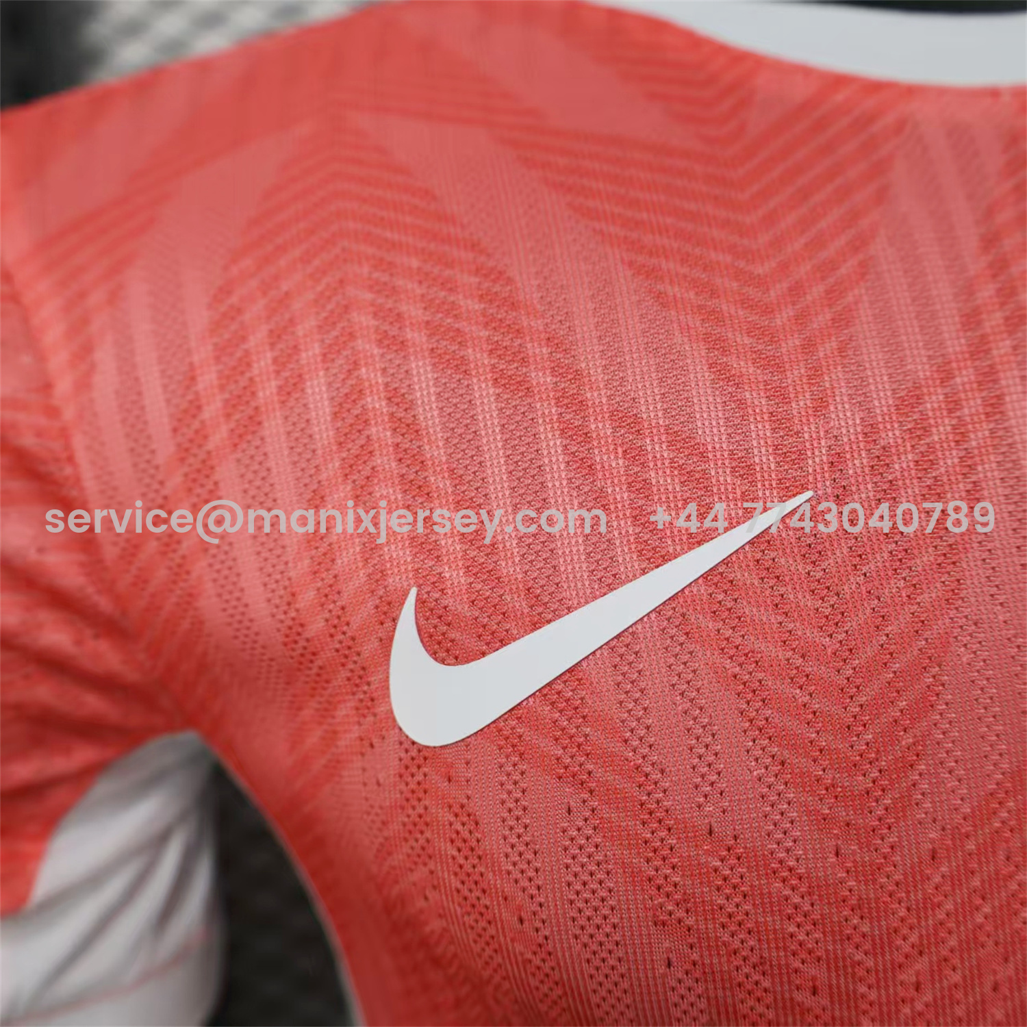ManixJersey.com | Barcelona 25-26 Pink & White Special Jersey - Player Version -Customize Name, Number and Patch | Worldwide Shipping