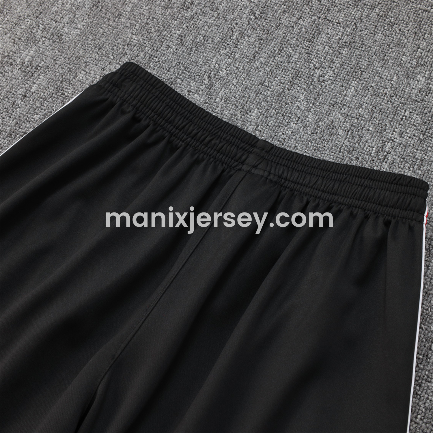 ManixJersey.com | Manchester United 25-26 Originals Terrace Icon Jacket Training Tracksuit - Black -Customize Name, Number and Patch | Worldwide Shipping