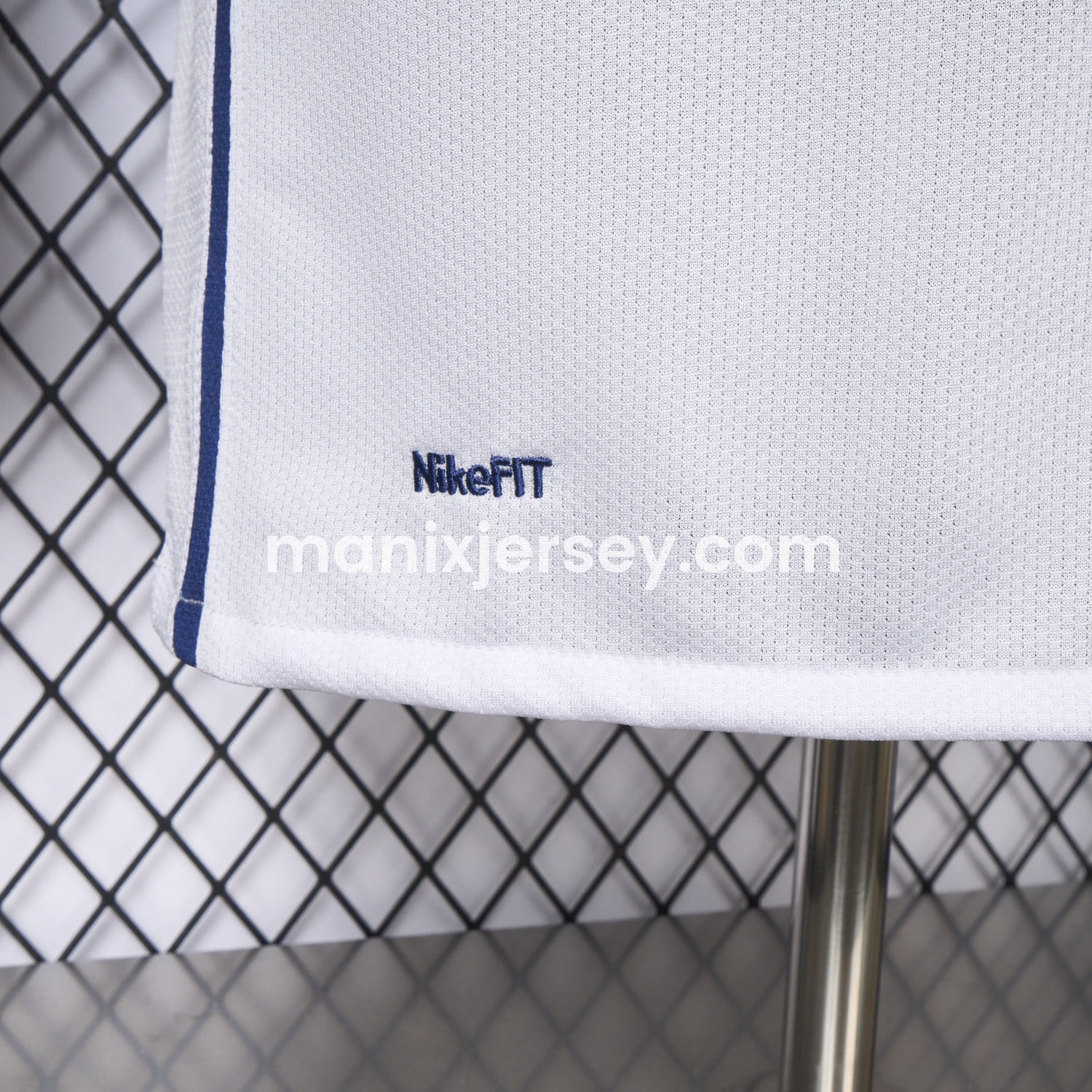 ManixJersey.com | Retro Manchester United 2008-09 Away Jersey - Player Version -Customize Name, Number and Patch | Worldwide Shipping