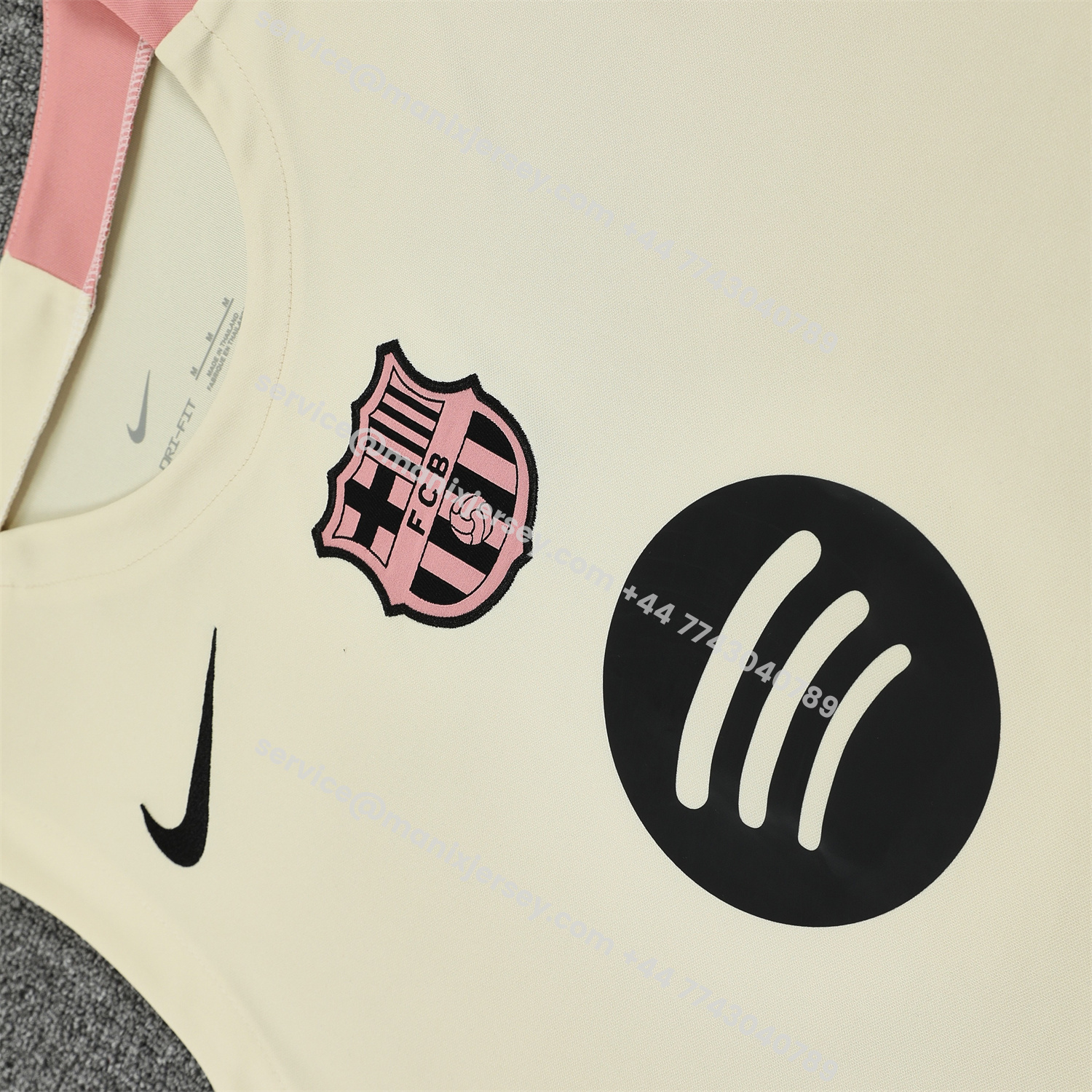 ManixJersey.com | Barcelona 25-26 Vest Training Set - Cream Vest & Deep Blue Shorts -Customize Name, Number and Patch | Worldwide Shipping