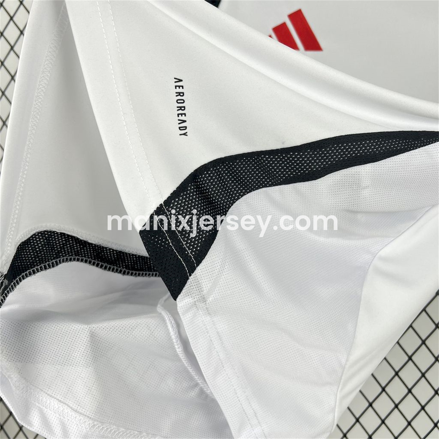 ManixJersey.com | Flamengo 25-26 Away Unsponsored Jersey - Fans Version -Customize Name, Number and Patch | Worldwide Shipping