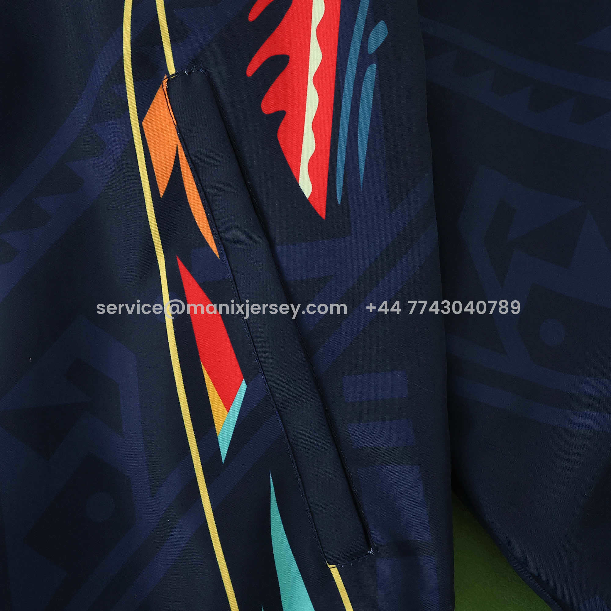 ManixJersey.com | Club América 25-26 Throwback Double Sided Reversible Windbreaker - Blue & Black -Customize Name, Number and Patch | Worldwide Shipping