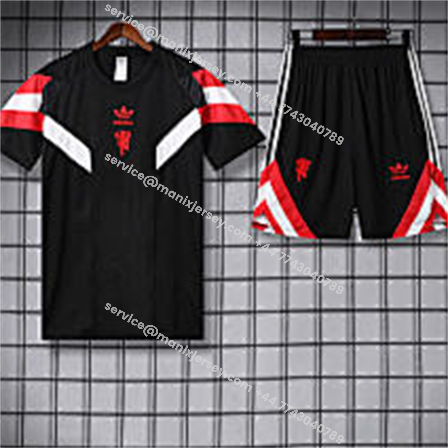 ManixJersey.com | Manchester United 25-26 Short-Sleeve Training Set - Red Devil Black Top & Black Shorts -Customize Name, Number and Patch | Worldwide Shipping