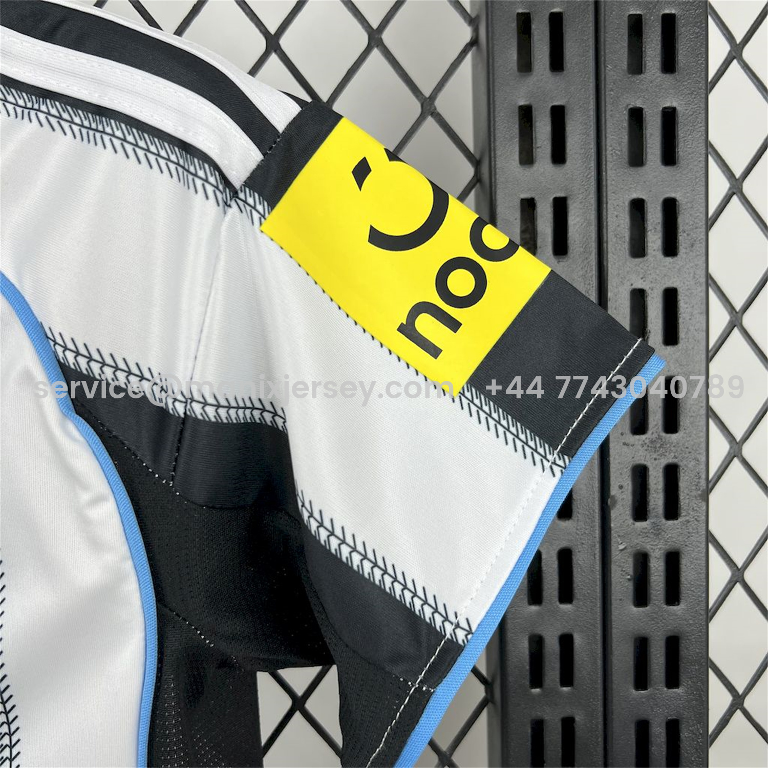 ManixJersey.com | Newcastle United 25-26 Home Kids Kit -Customize Name, Number and Patch | Worldwide Shipping